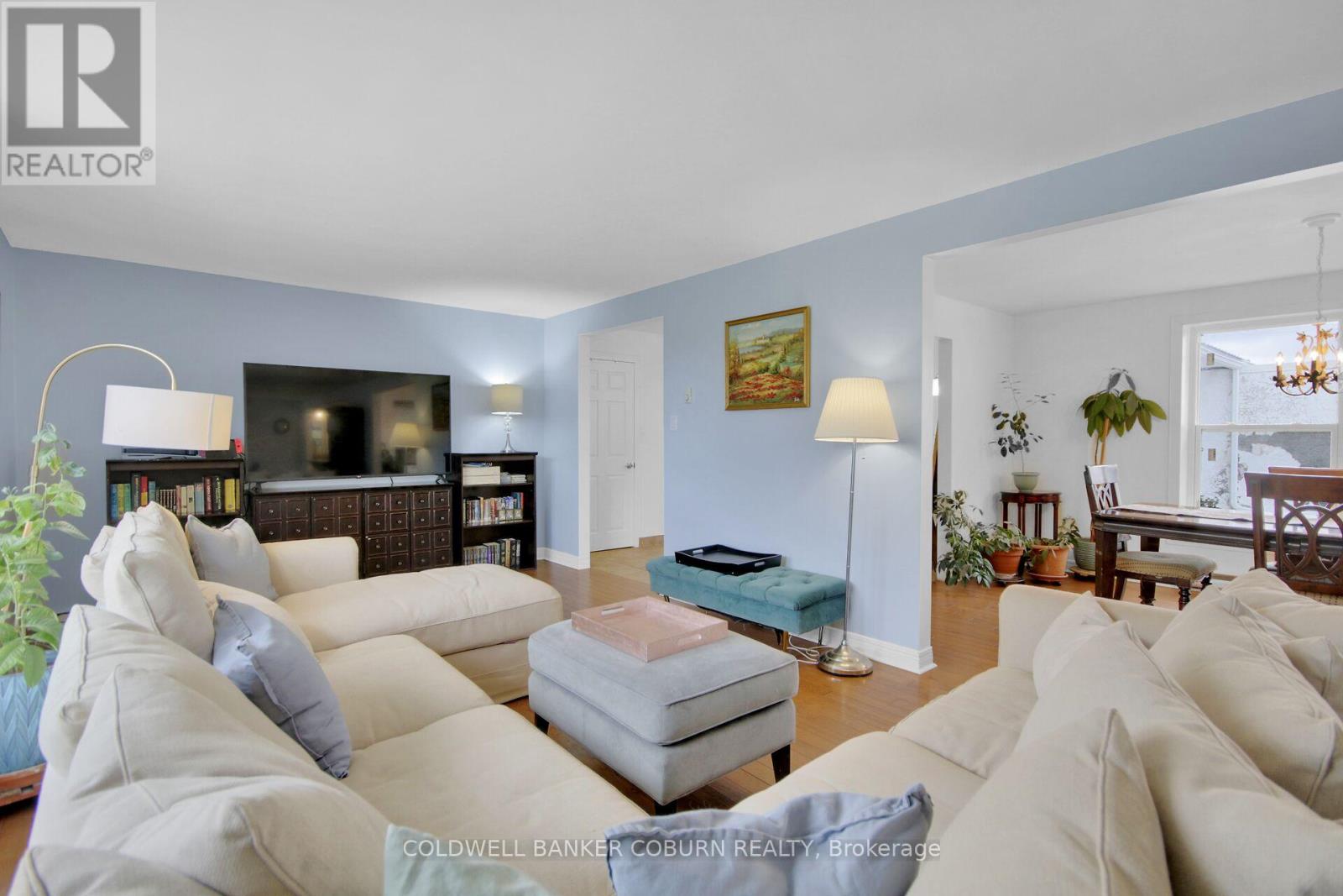 1696 Merwin Lane