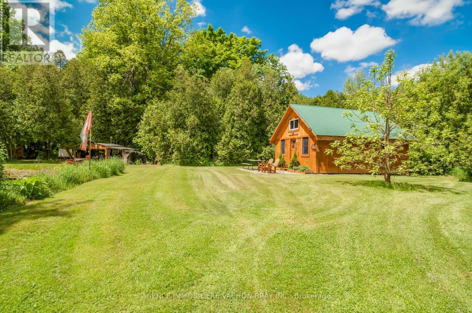 4020 4th Line Road