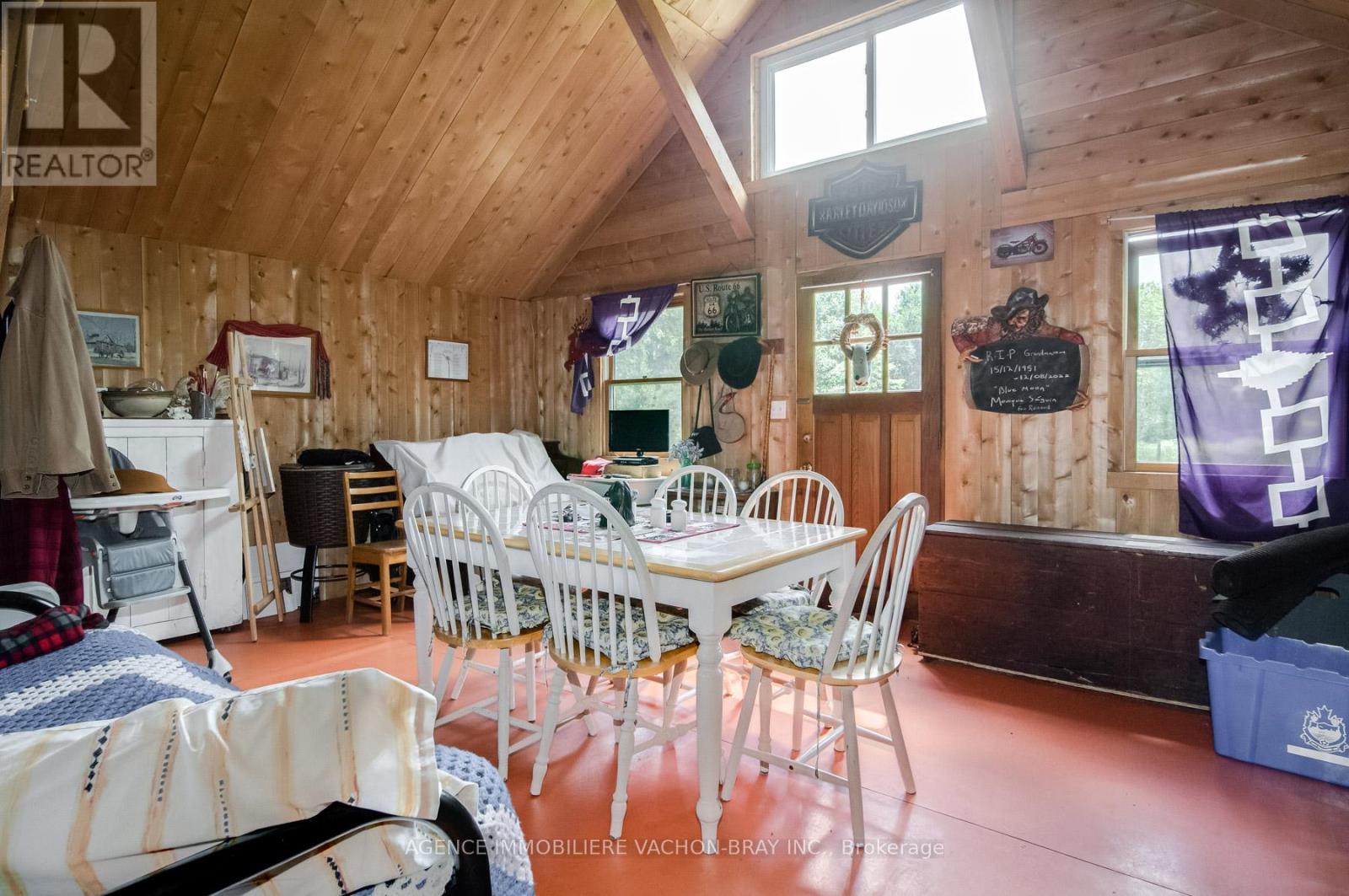 4020 4th Line Road
