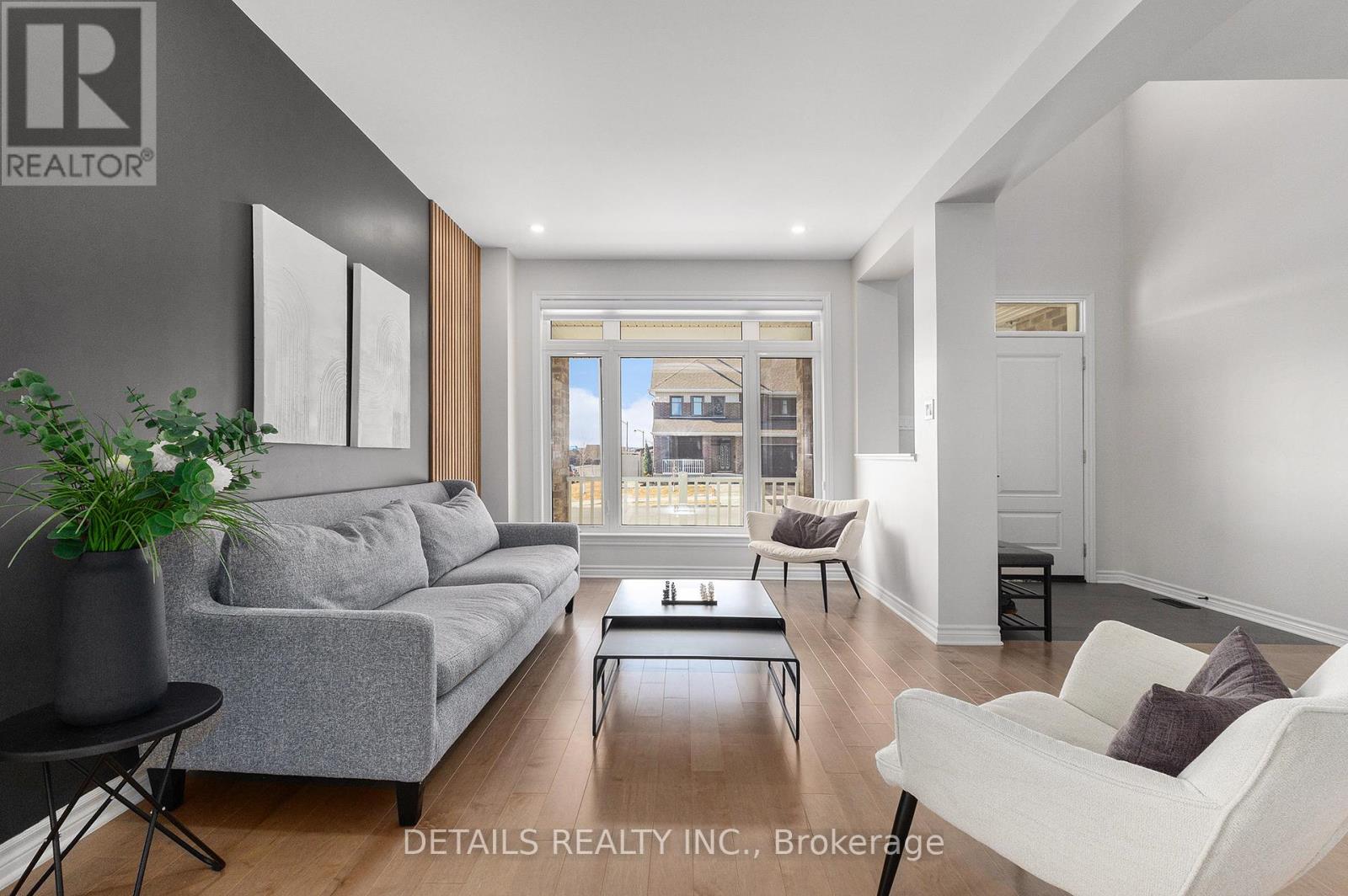 480 Famille Laporte Avenue