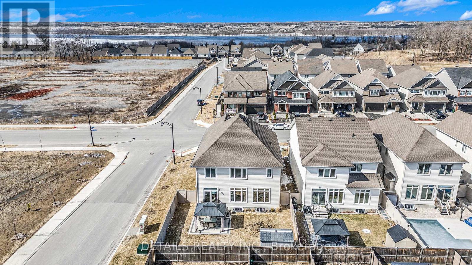 480 Famille Laporte Avenue