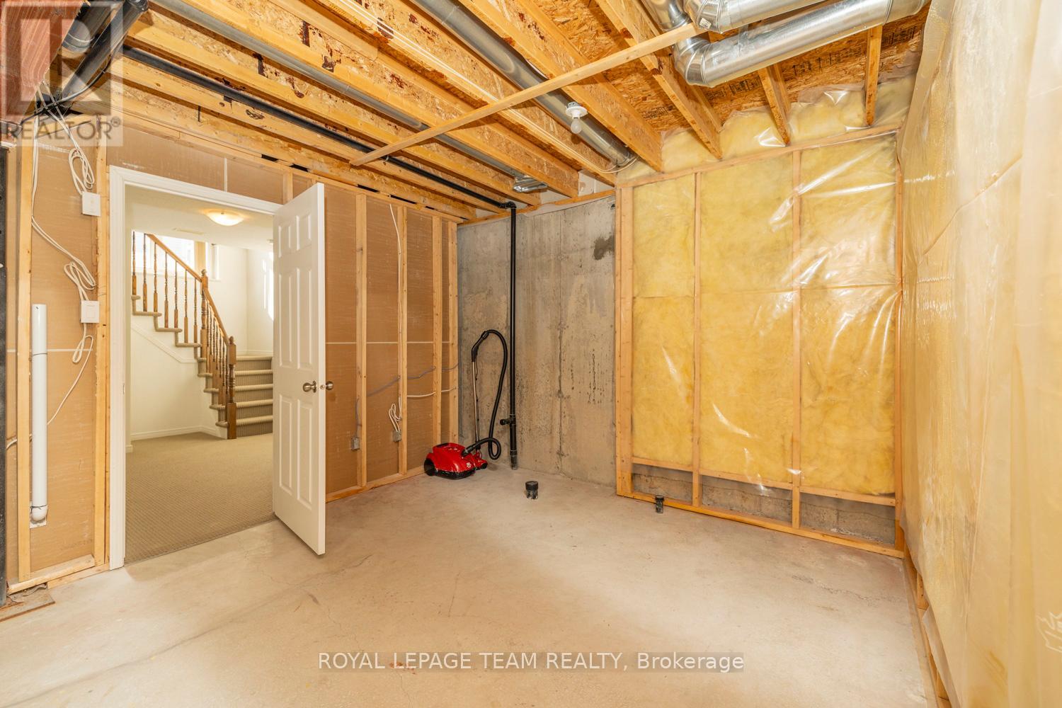 209 Macoun Circle