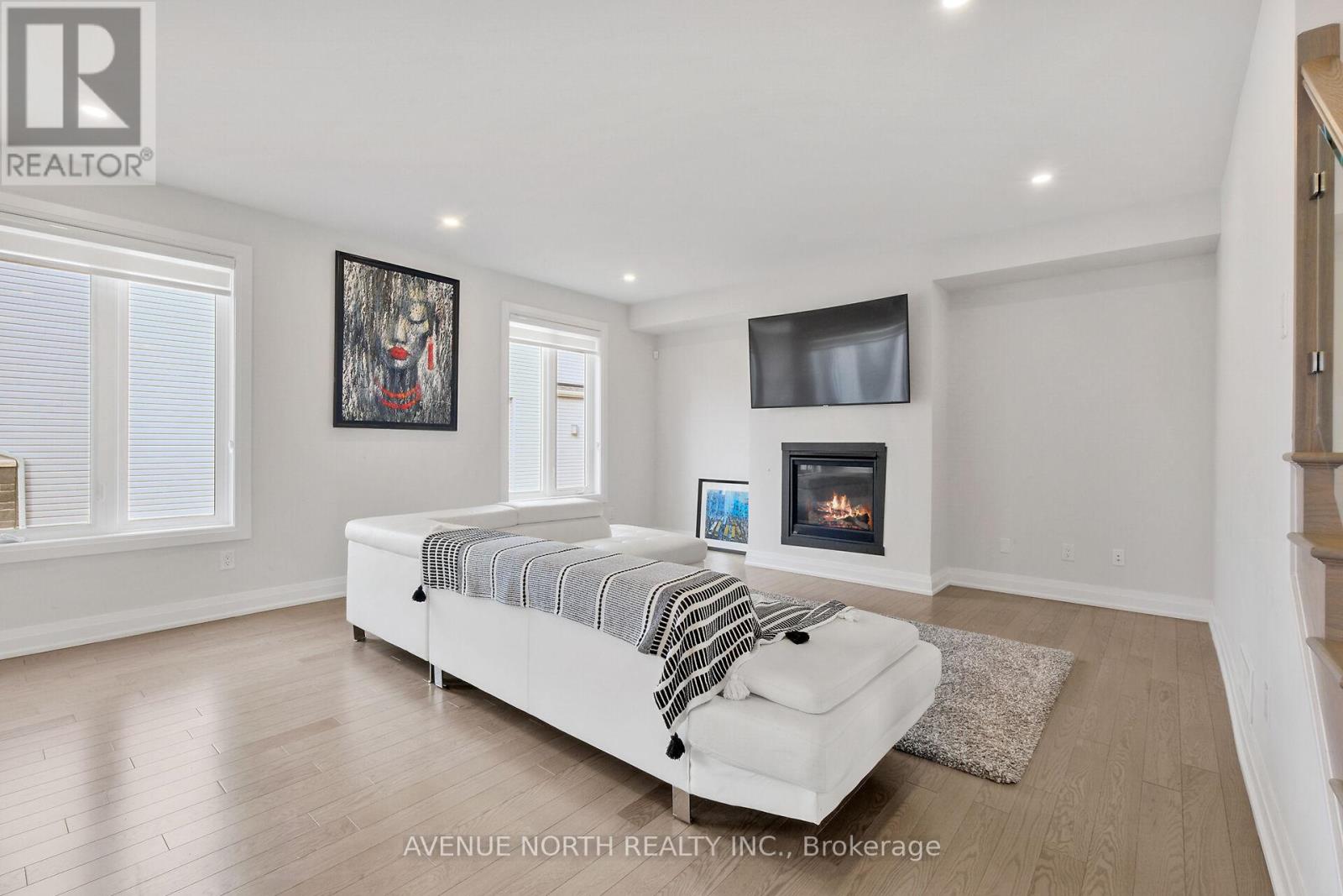 763 Petanque Crescent