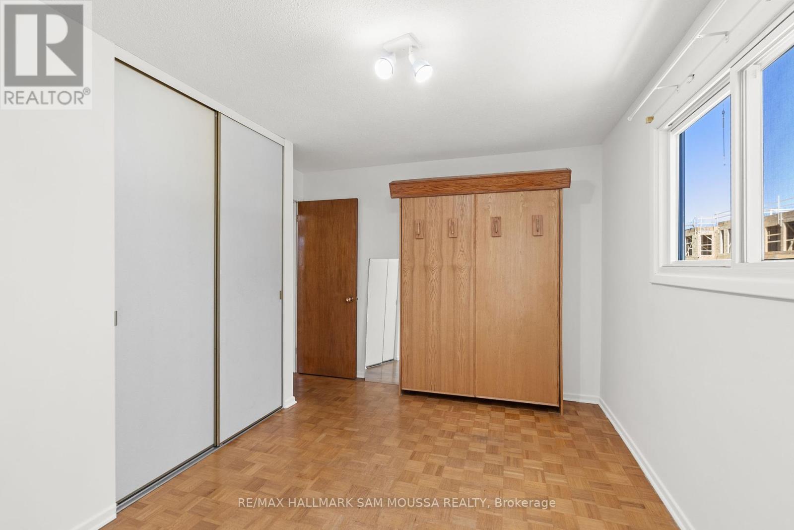 2624 Cleroux Crescent