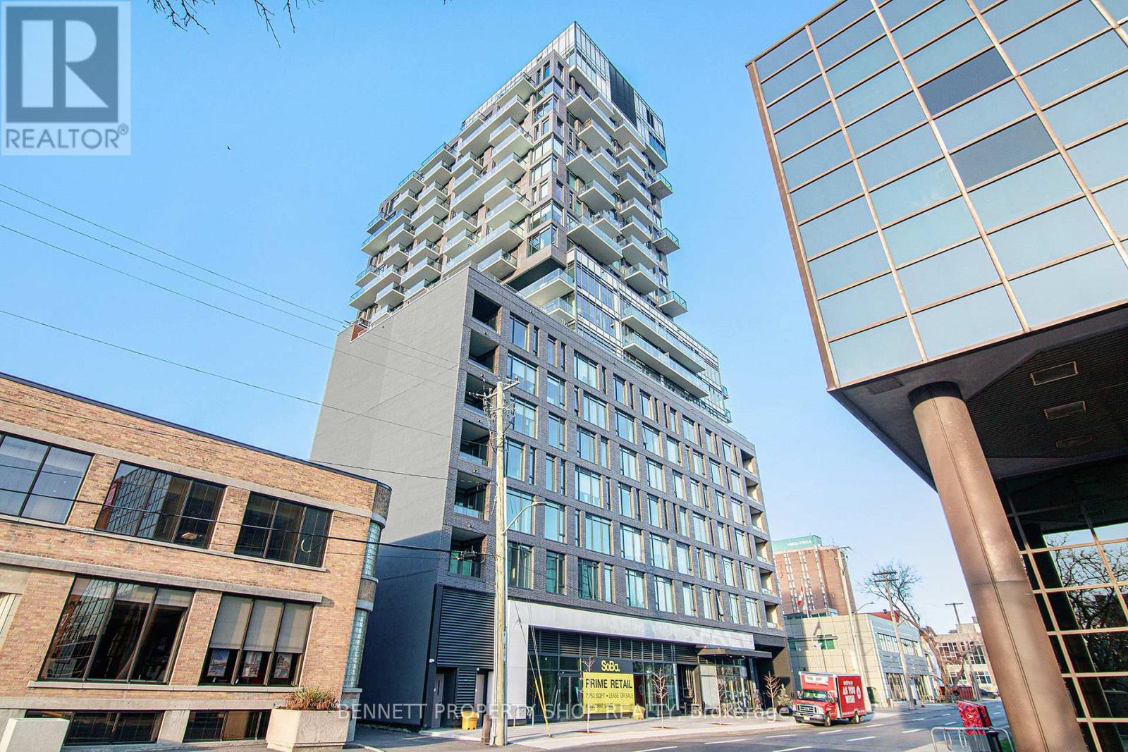 1703 - 203 Catherine Street