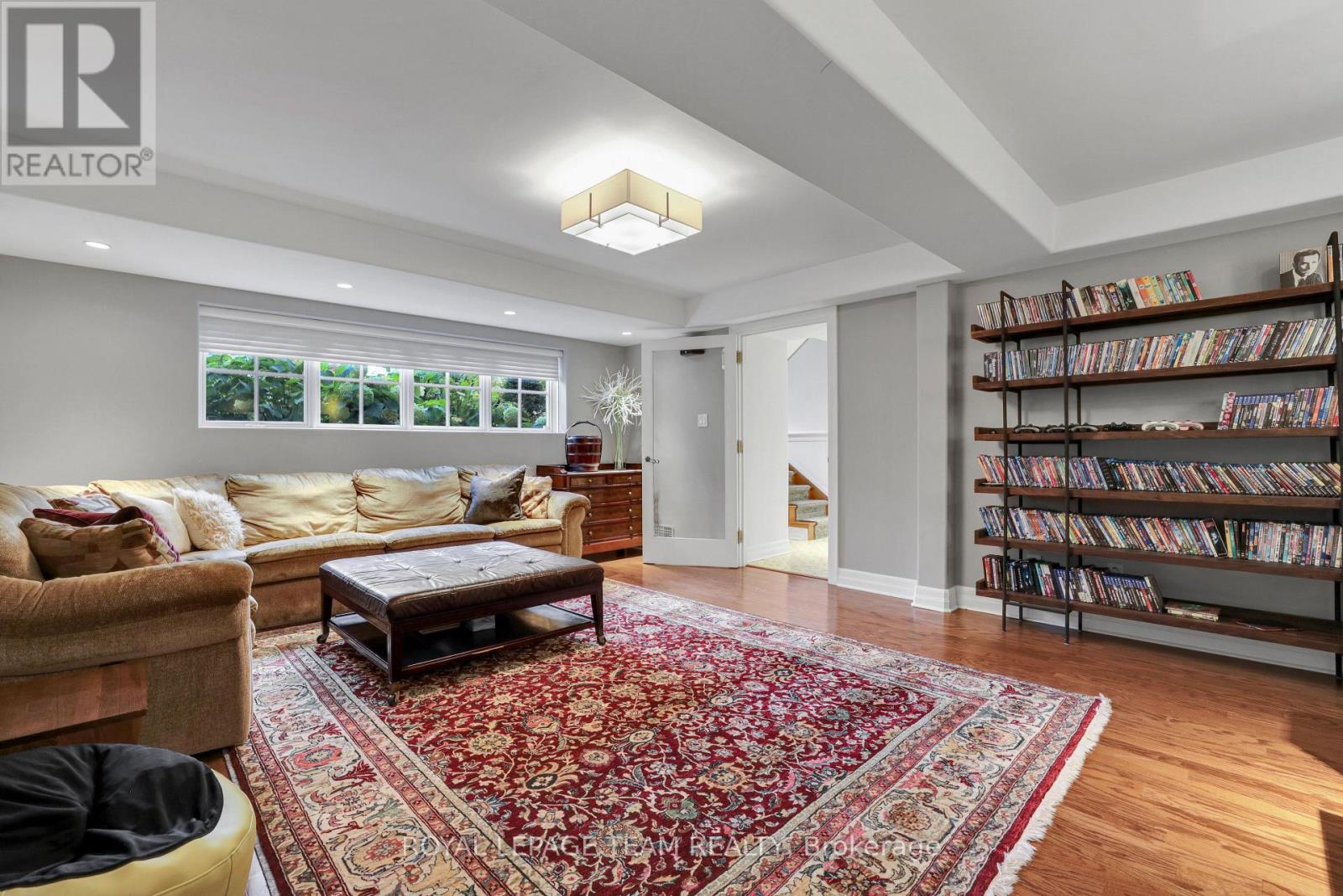 480 Manor Avenue