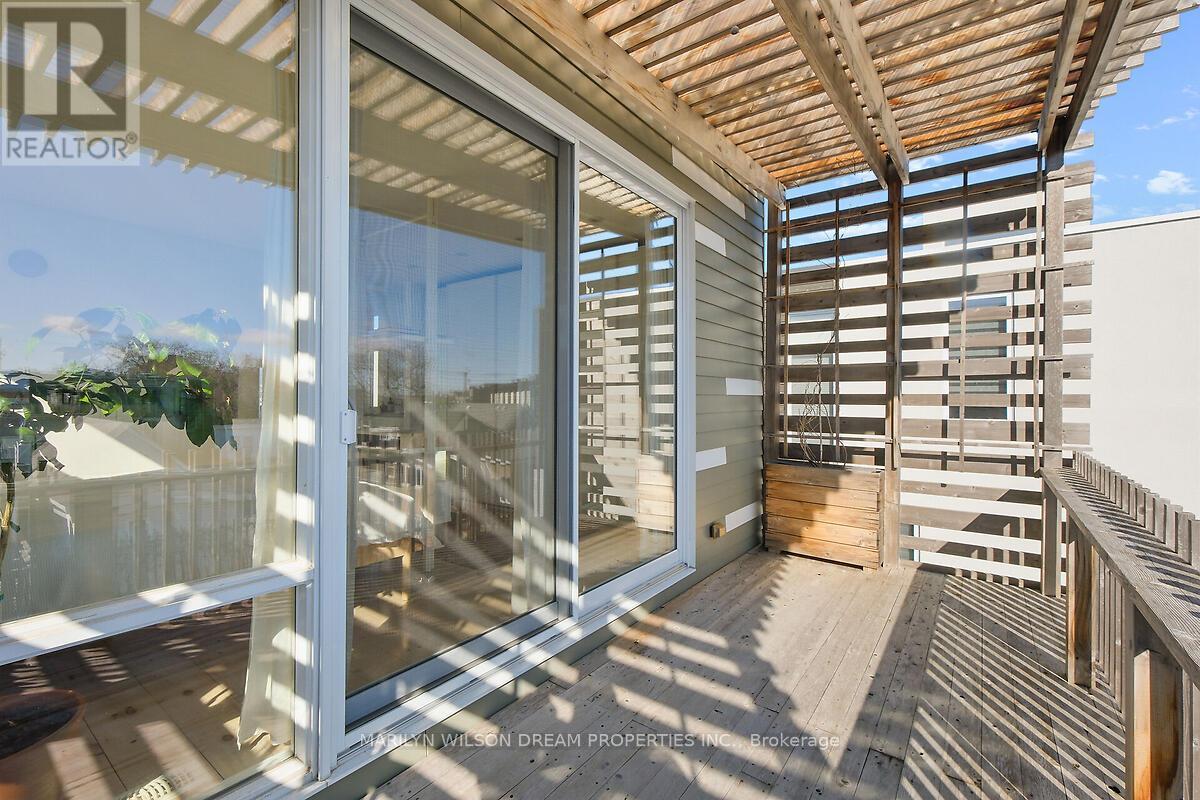 67 Pinhey Street