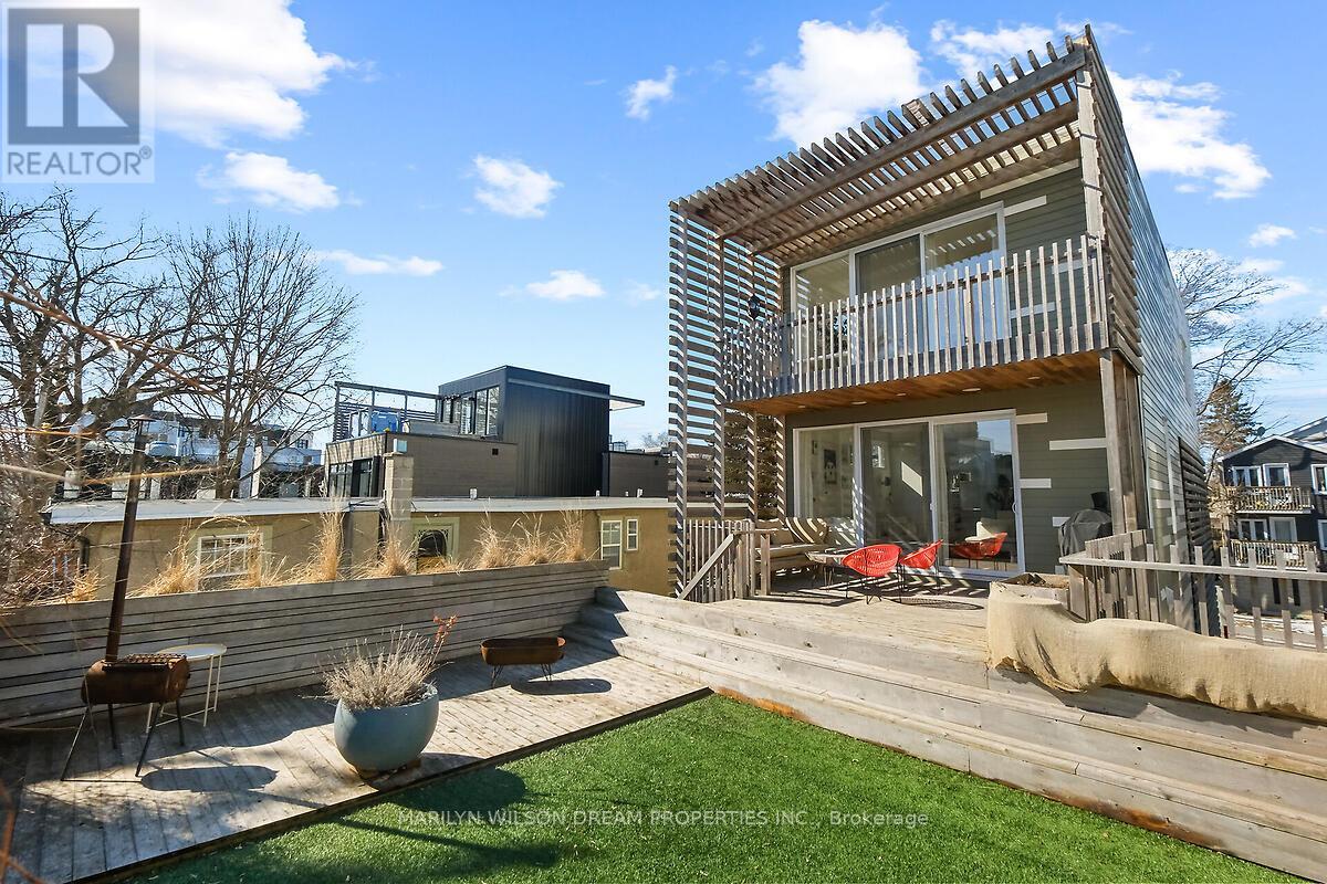 67 Pinhey Street