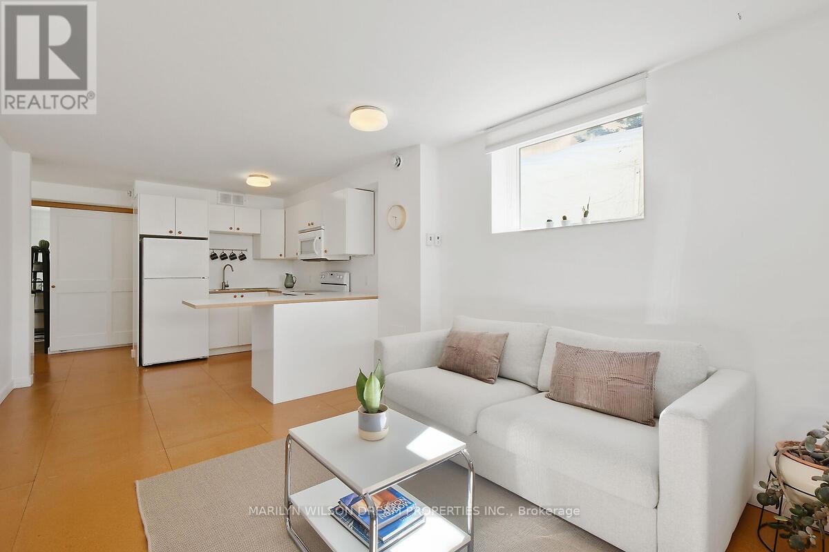 67 Pinhey Street