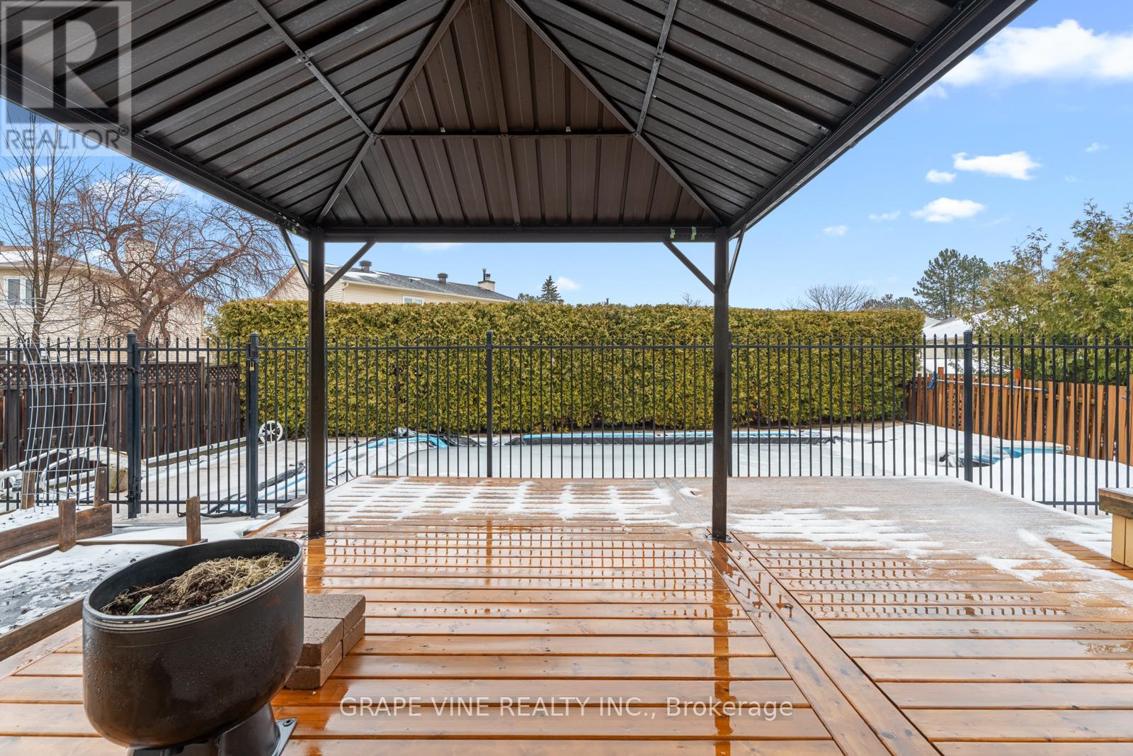1651 Westport Crescent