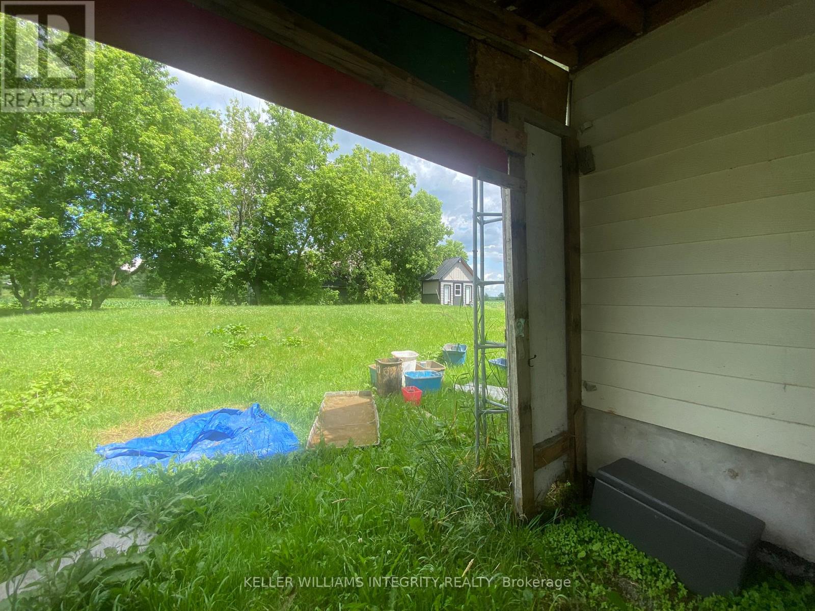 2415 Du Lac Road