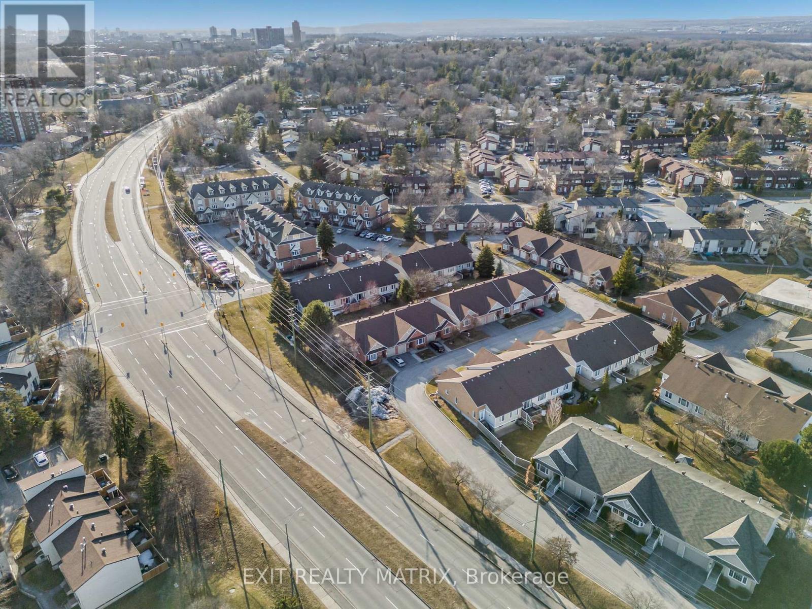- - 1241 Foxborough Private