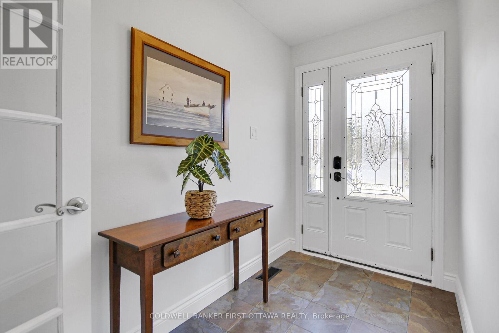 2313 Edward Kidd Crescent