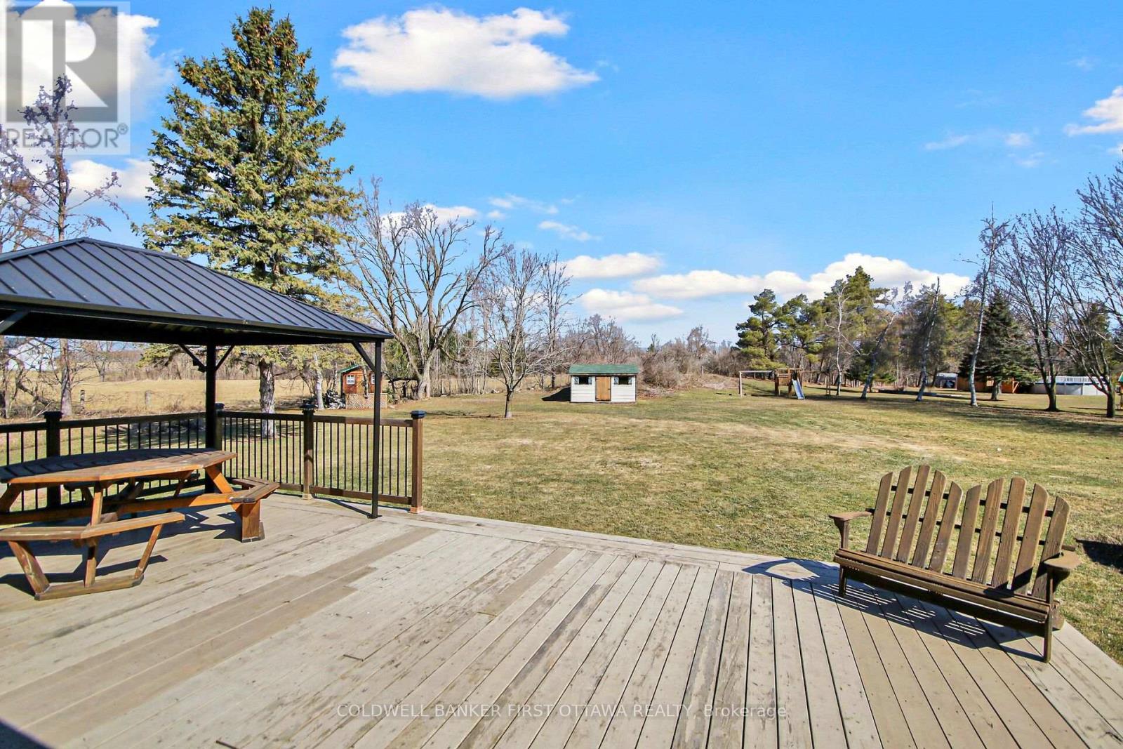 2313 Edward Kidd Crescent