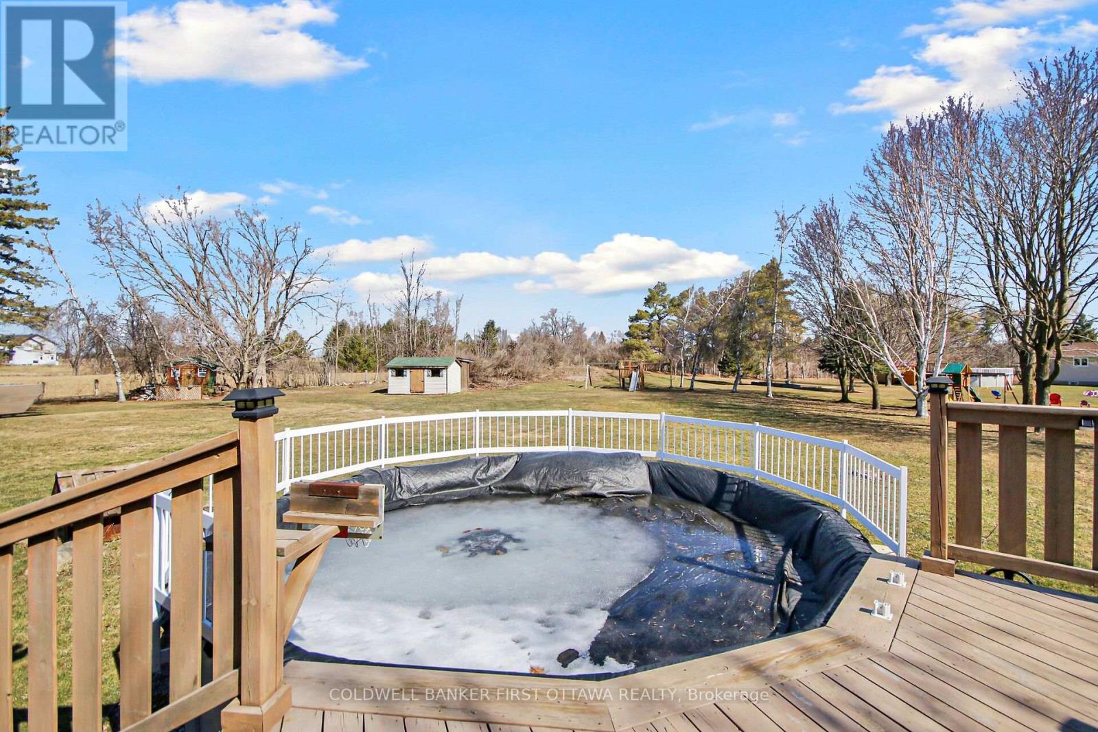 2313 Edward Kidd Crescent