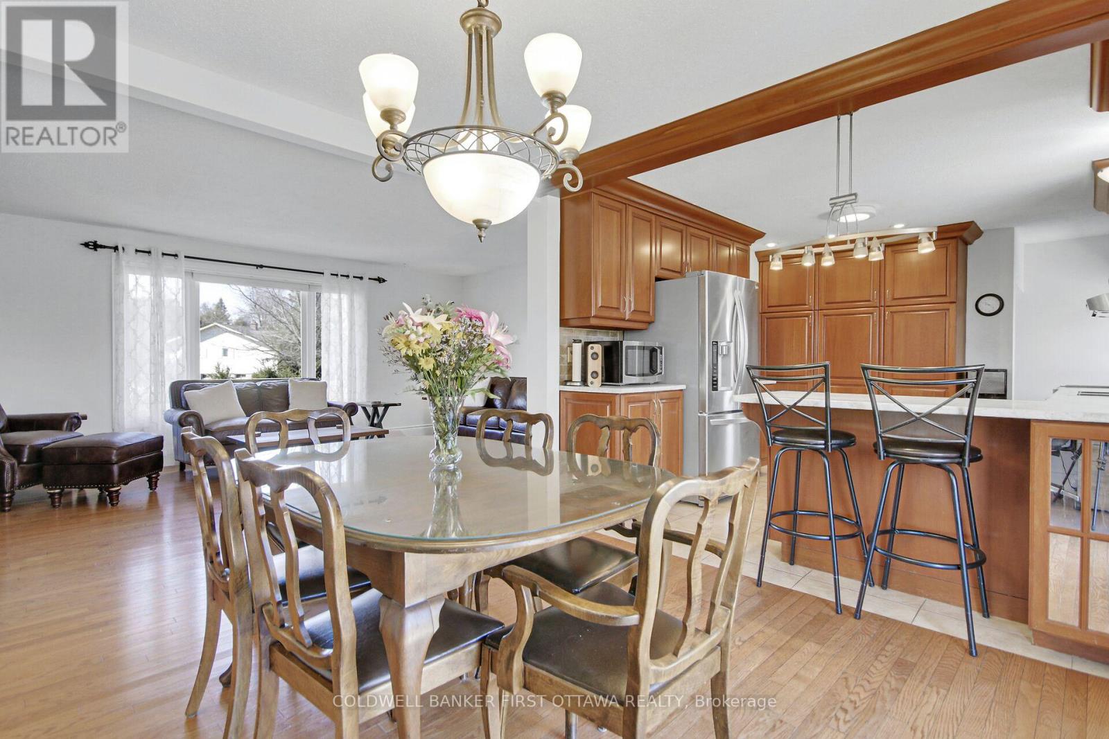 2313 Edward Kidd Crescent