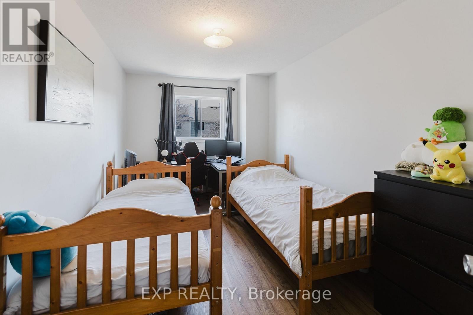 21 Ashpark Crescent