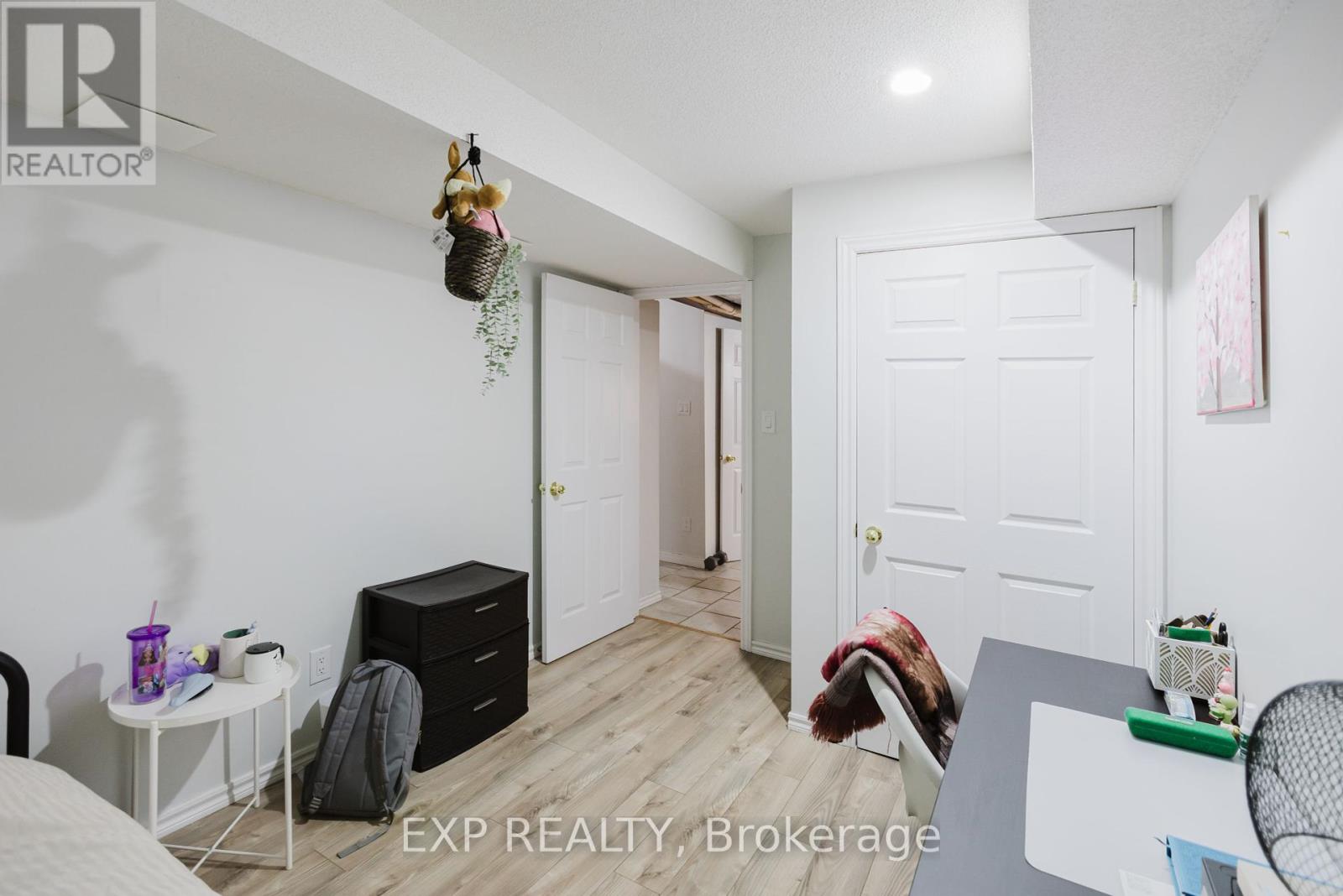 21 Ashpark Crescent