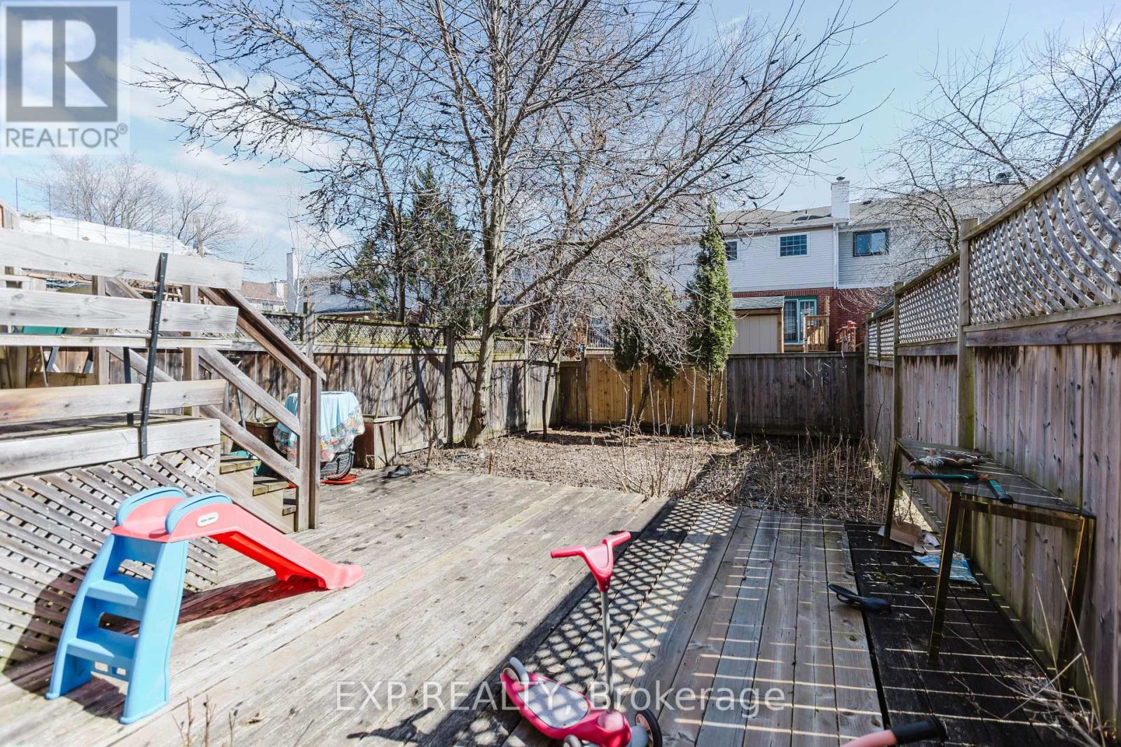 21 Ashpark Crescent
