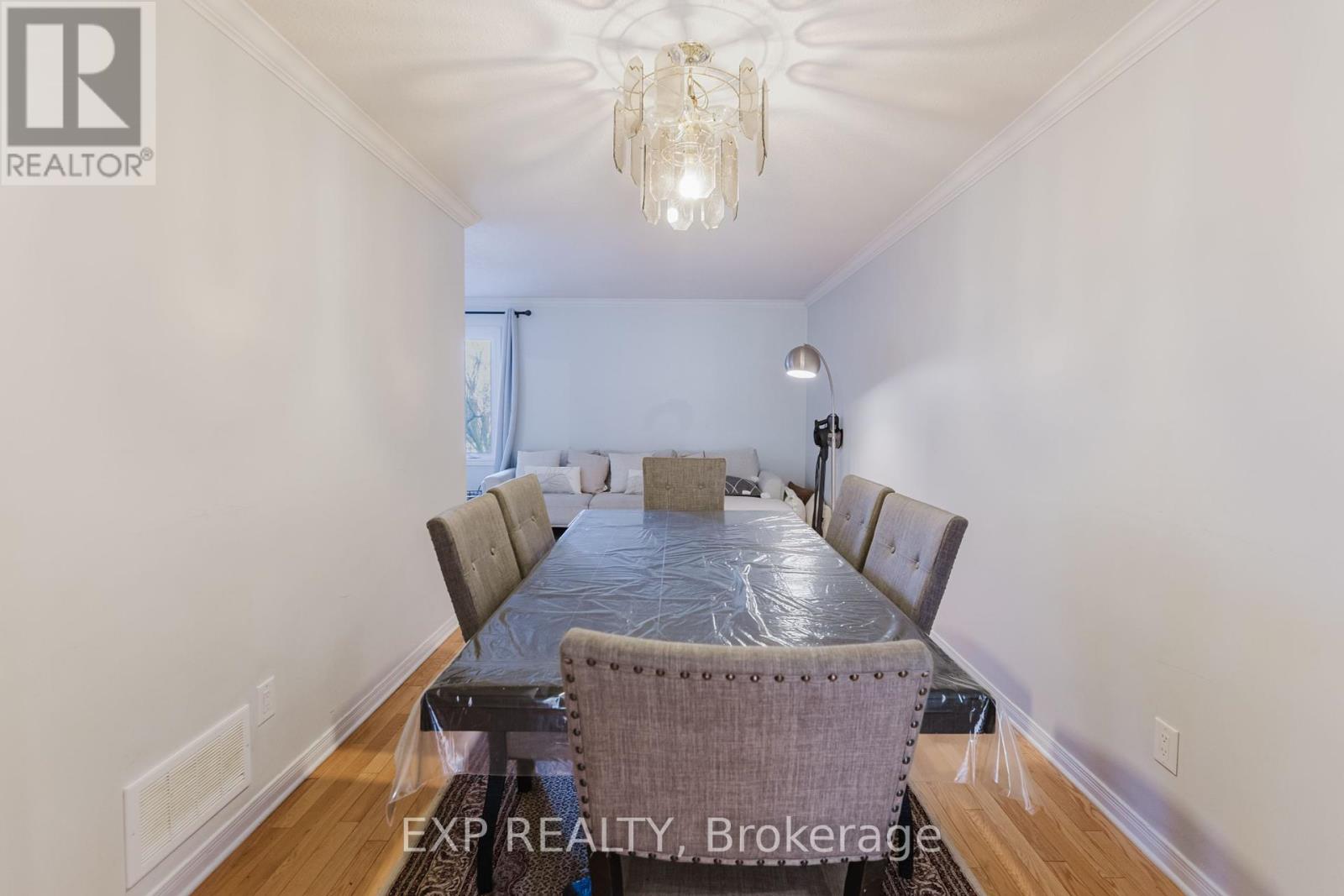 21 Ashpark Crescent