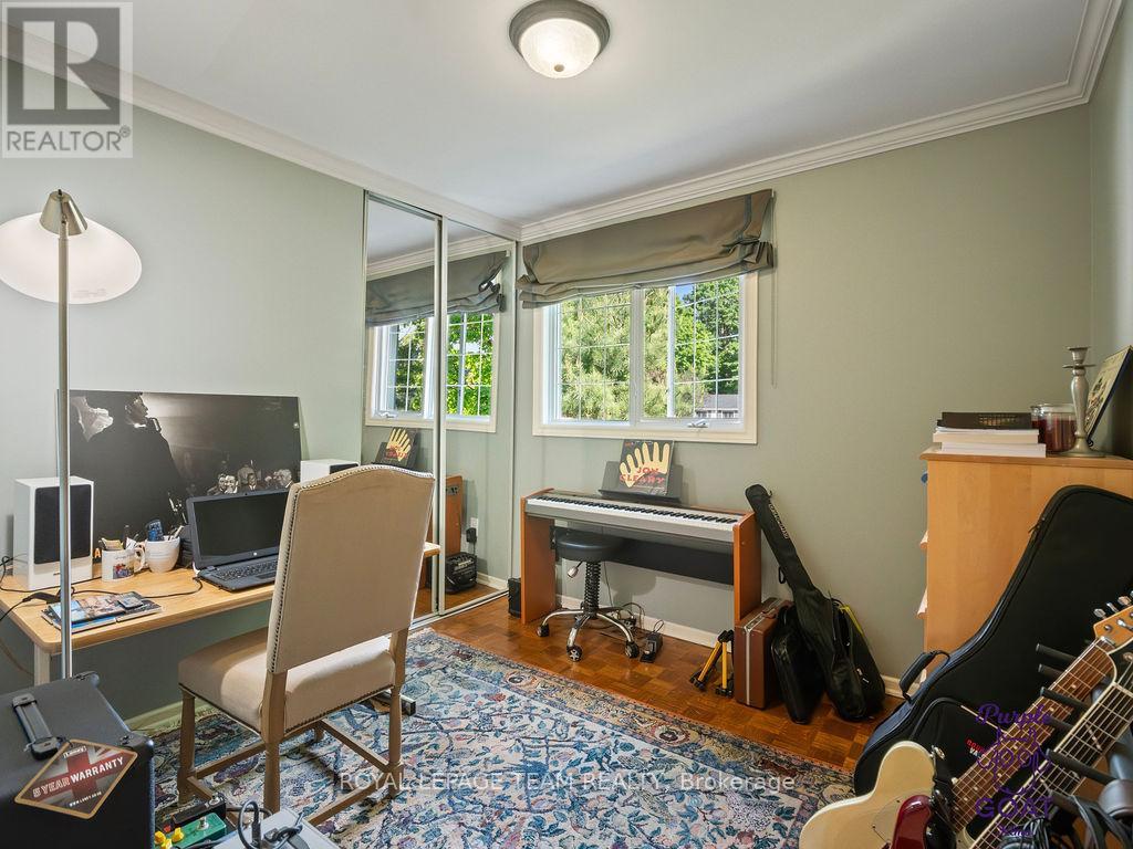 5 Erinlea Court