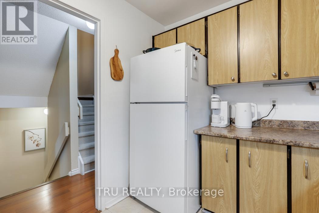14 - 3415 Uplands Drive