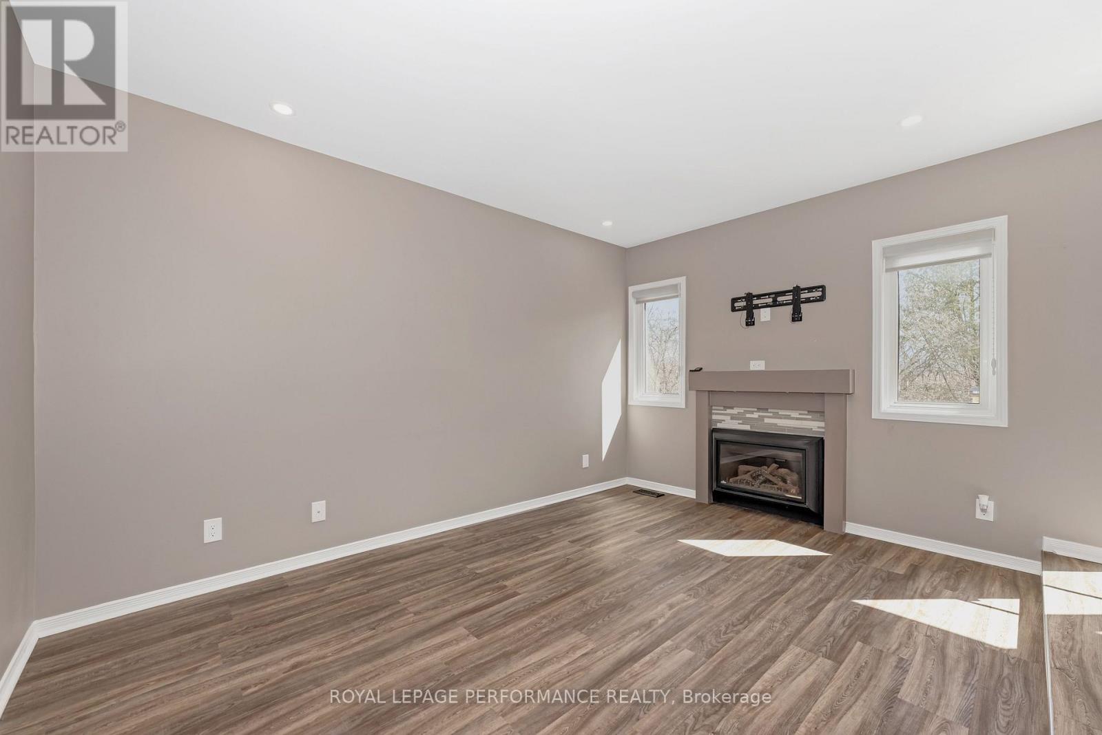52 Saddlehorn Crescent