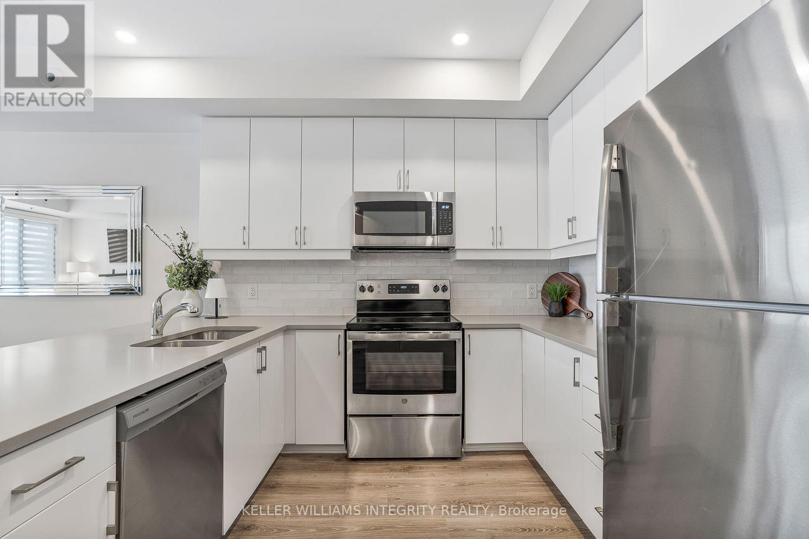774 Mikinak Road