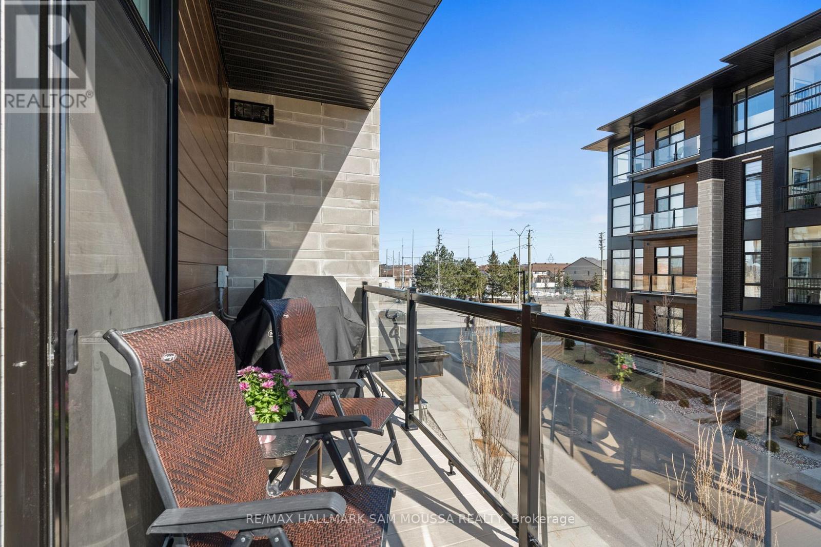 202 - 100 Cortile Private