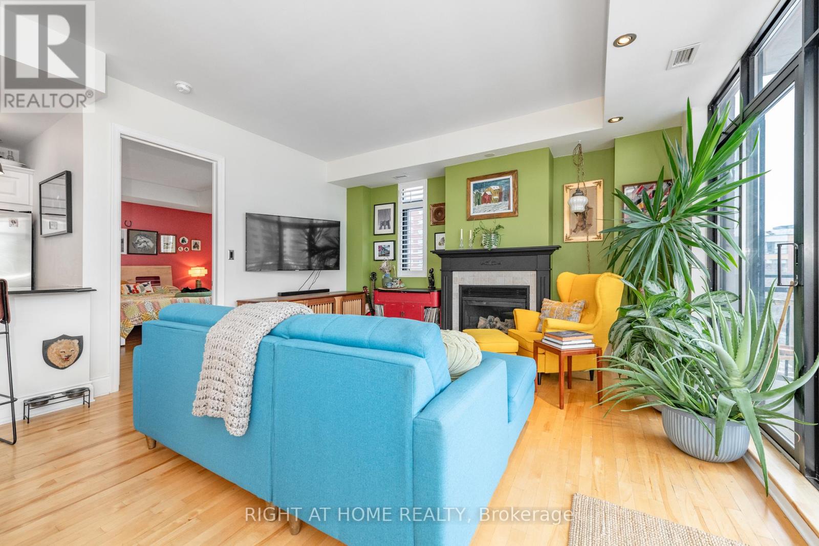 504 - 364 Cooper Street