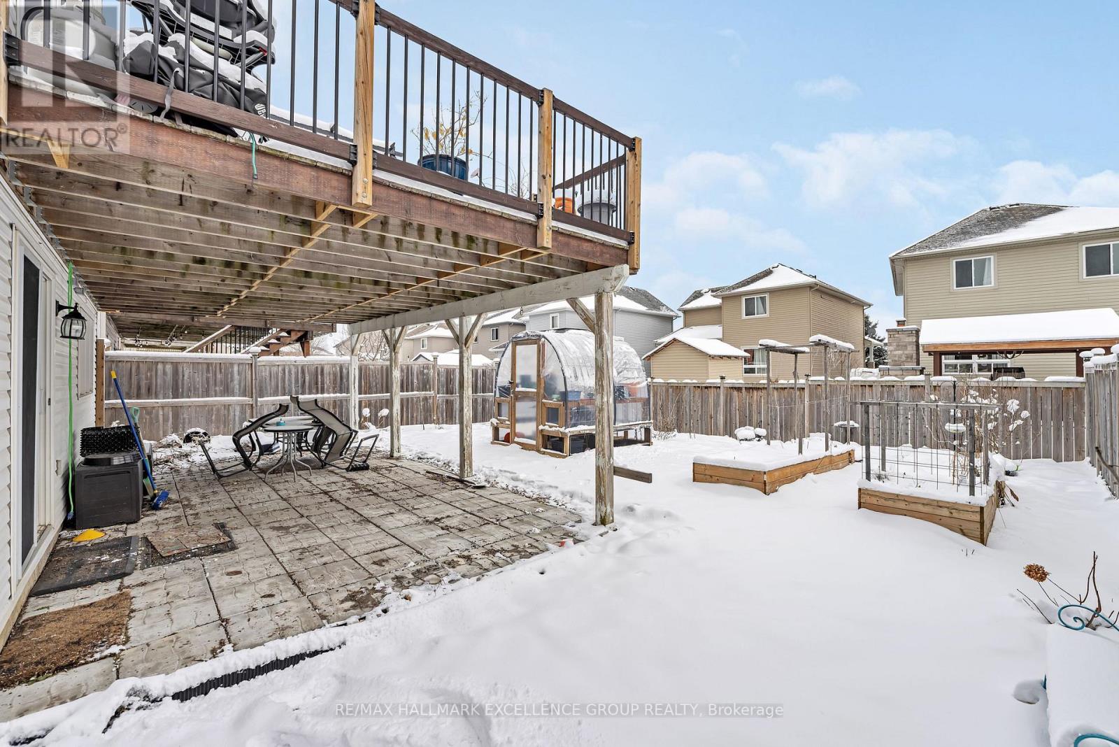 581 Emerald Street