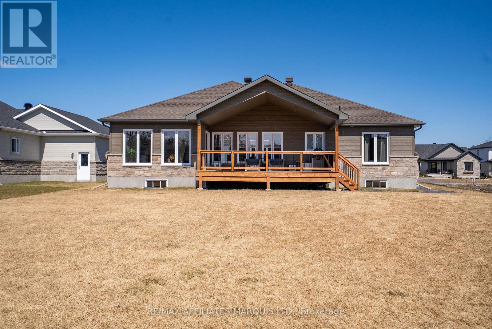 29 Whitetail Avenue