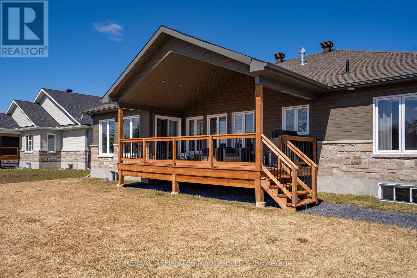 29 Whitetail Avenue