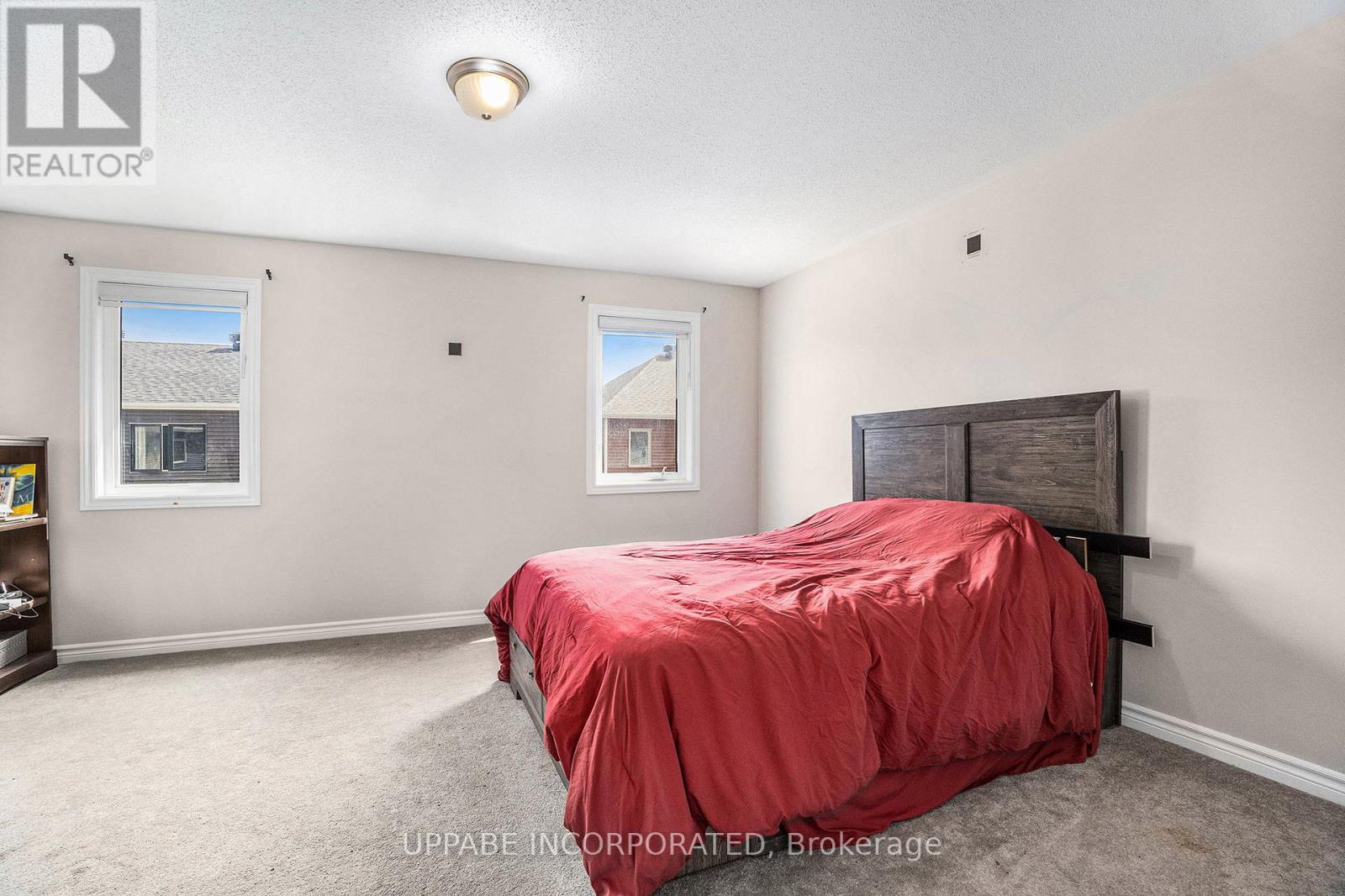 2326 Watercolours Way