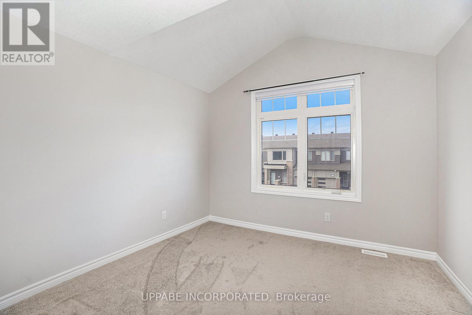 2326 Watercolours Way