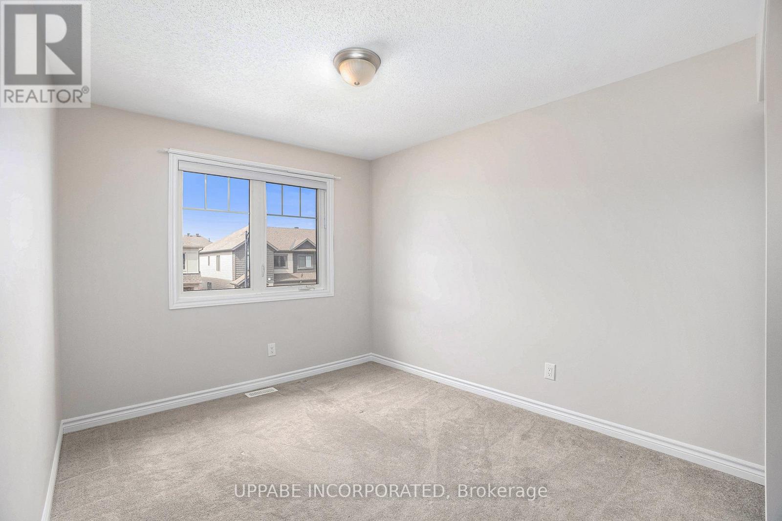 2326 Watercolours Way