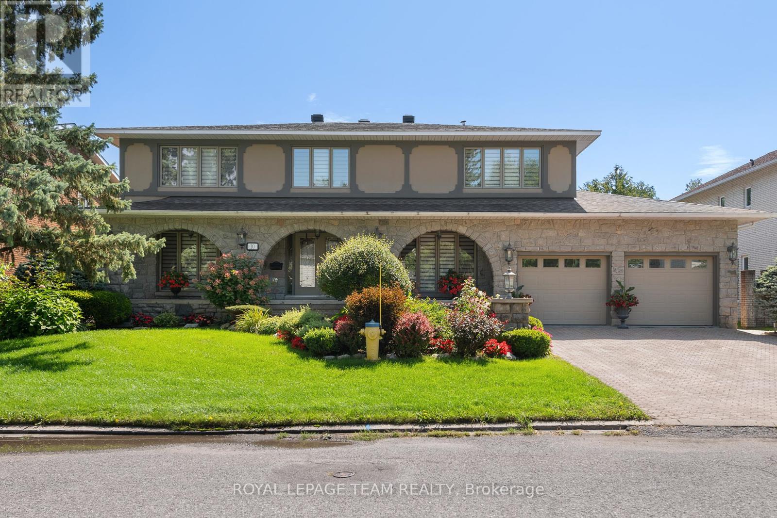 10 Nancy Avenue