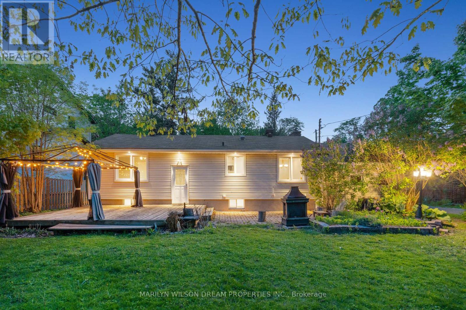 446 Thessaly Circle