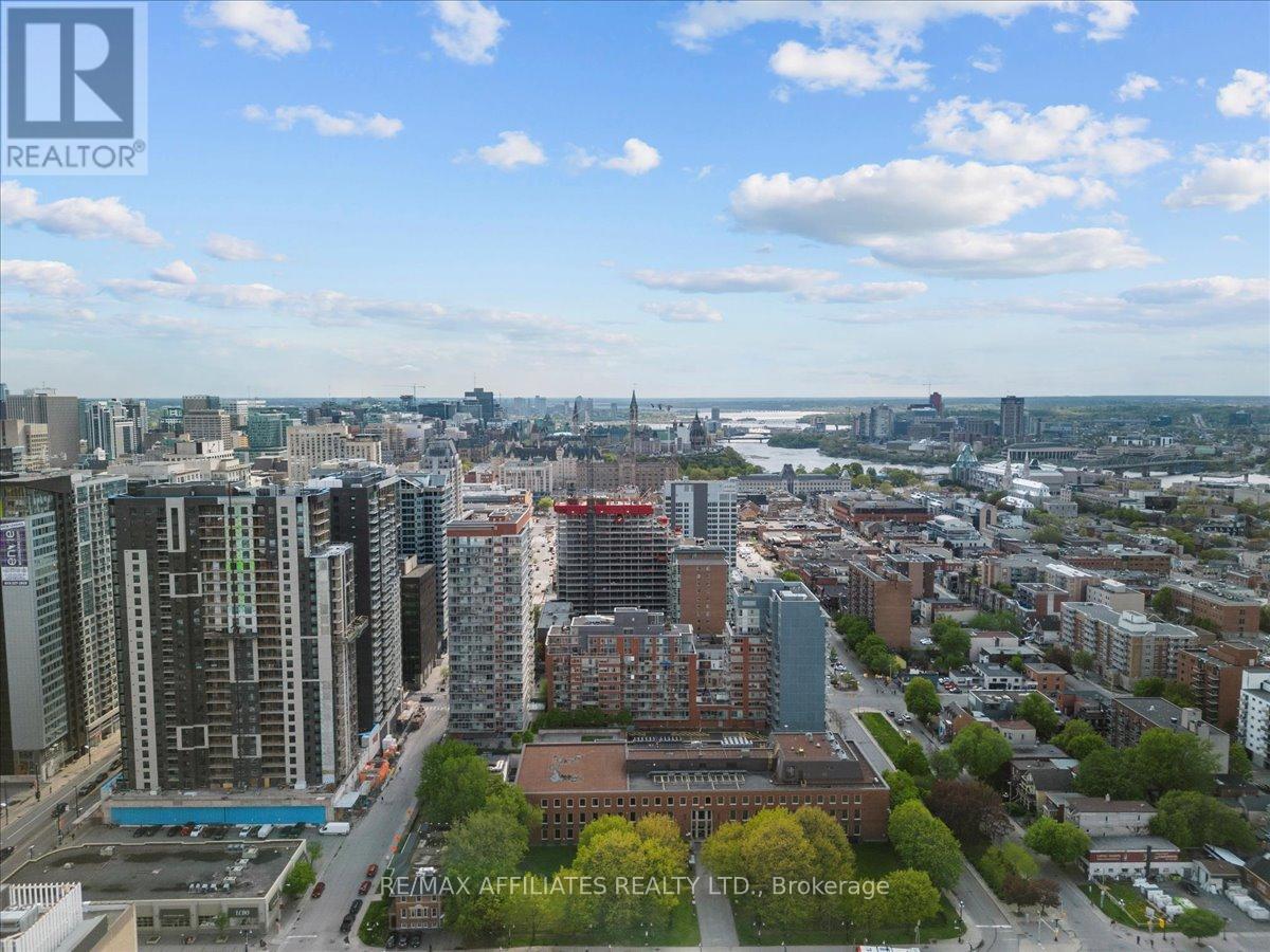 201 - 180 York Street