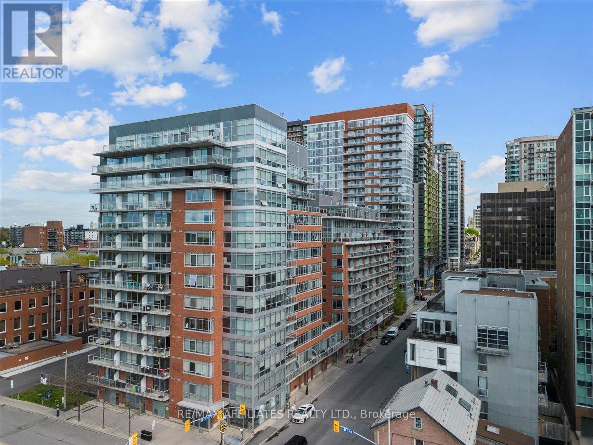 201 - 180 York Street