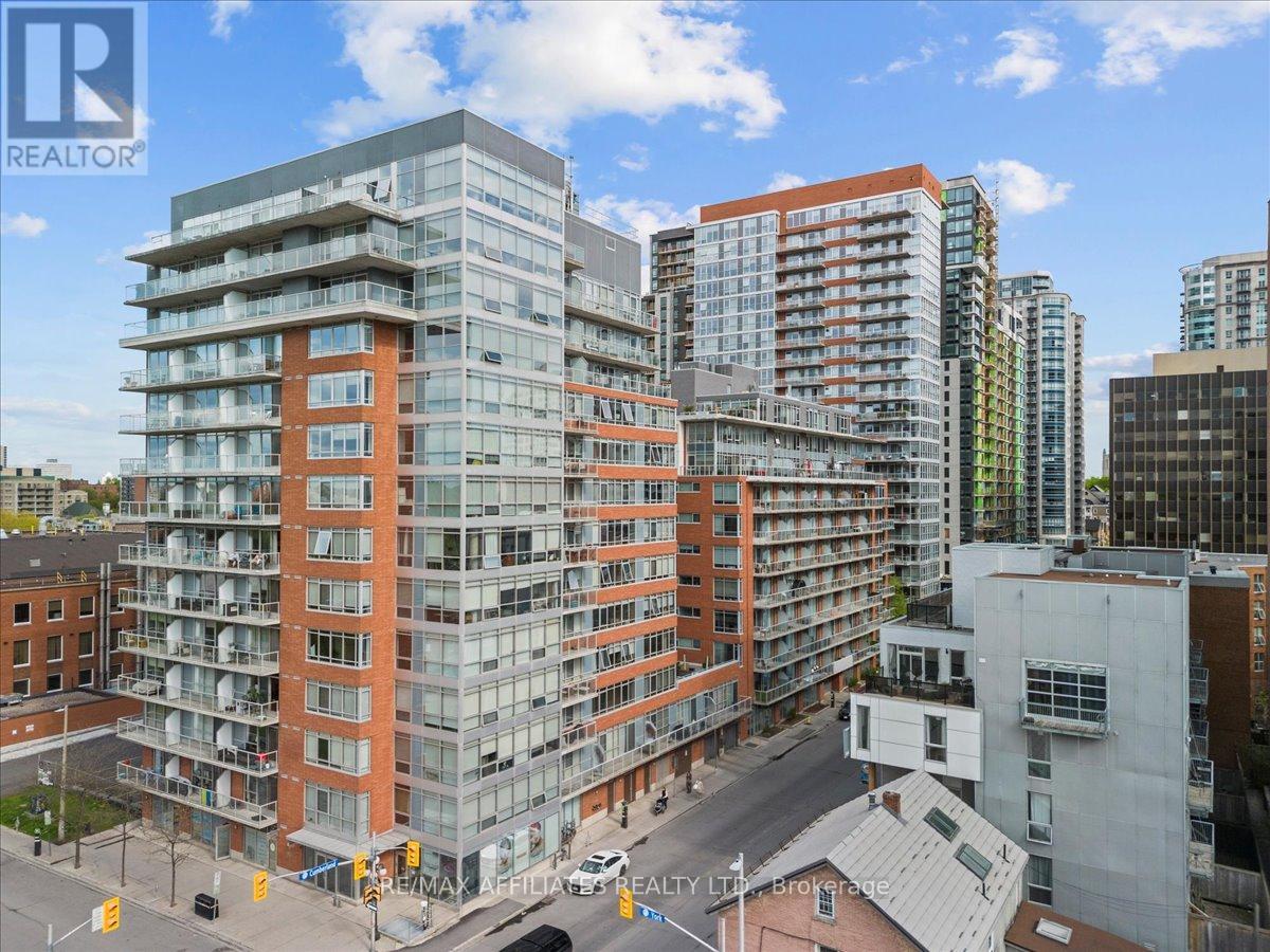 201 - 180 York Street