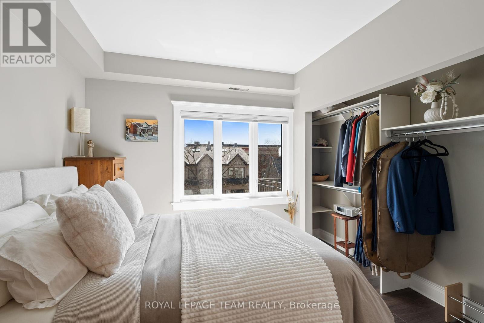 304 - 130 Glebe Avenue