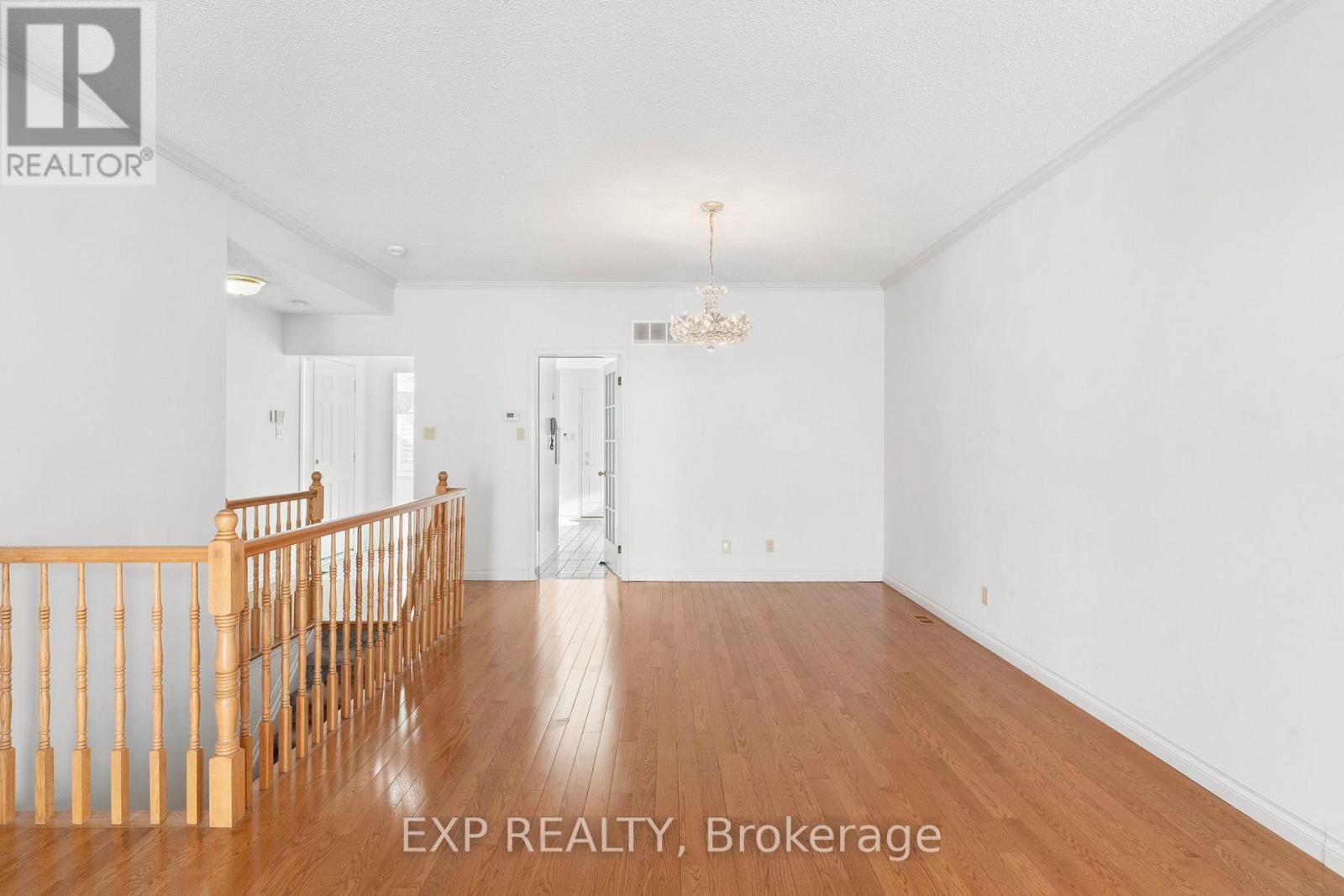 1 Heather Glen Court