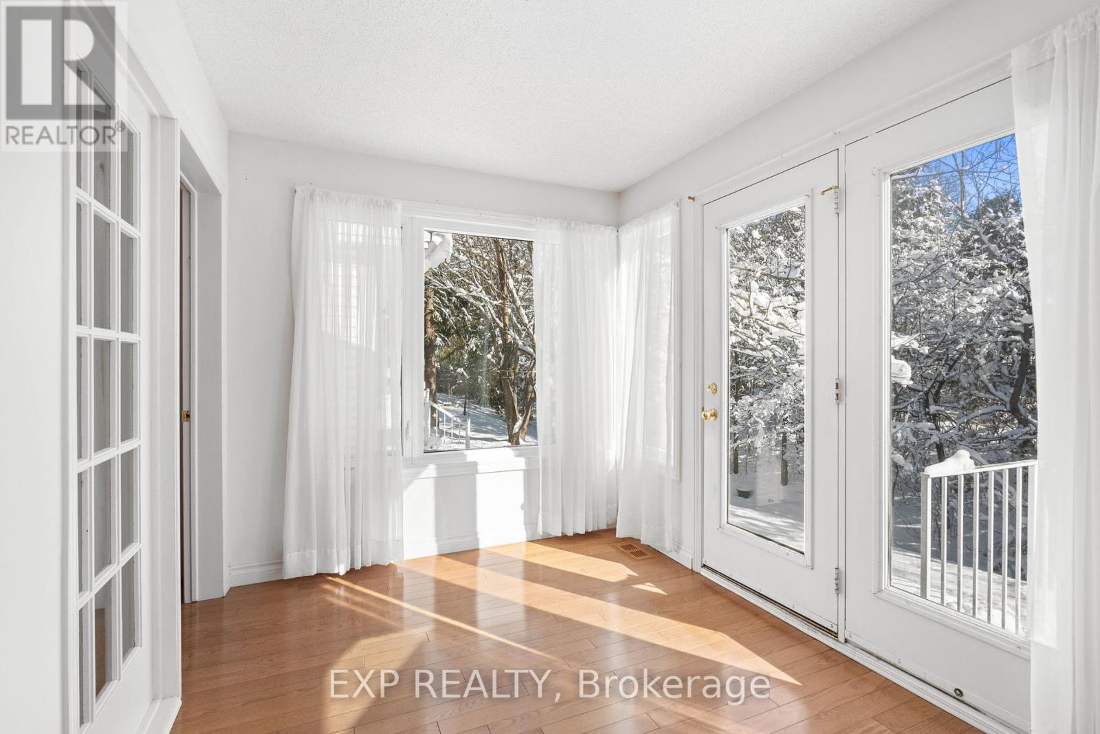 1 Heather Glen Court