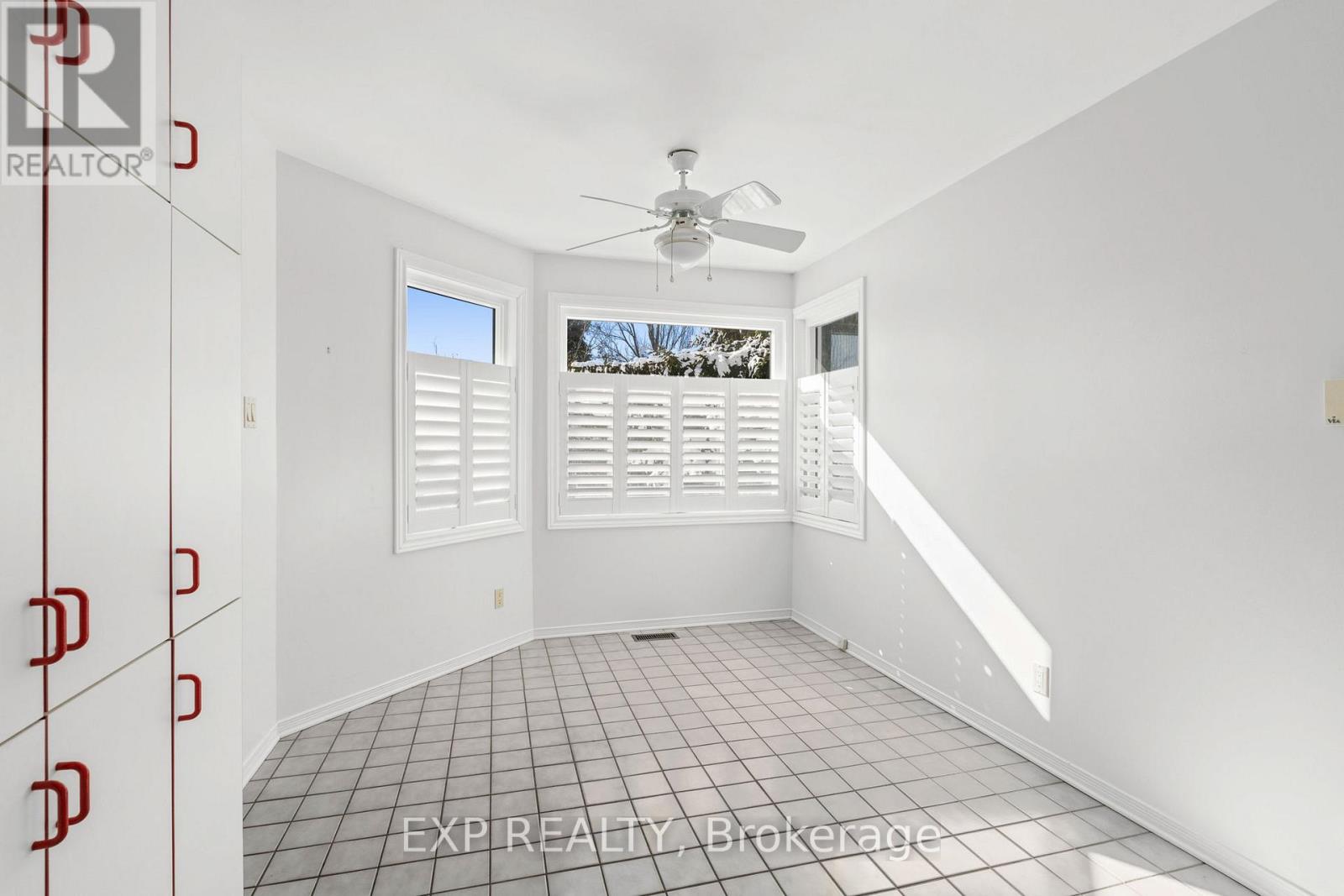 1 Heather Glen Court