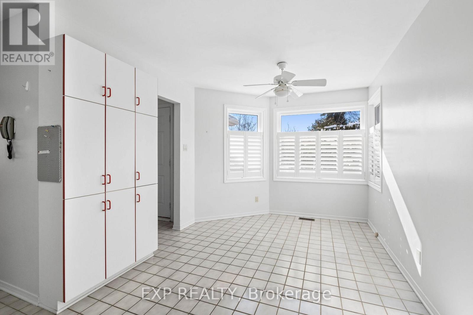 1 Heather Glen Court