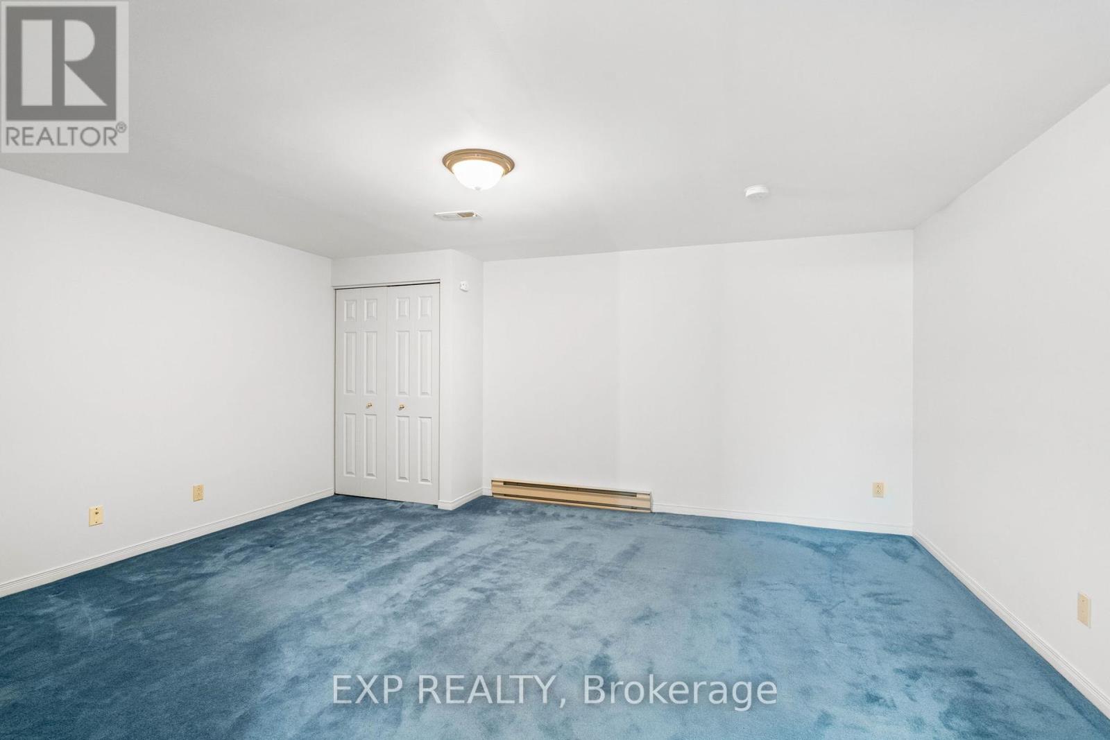 1 Heather Glen Court