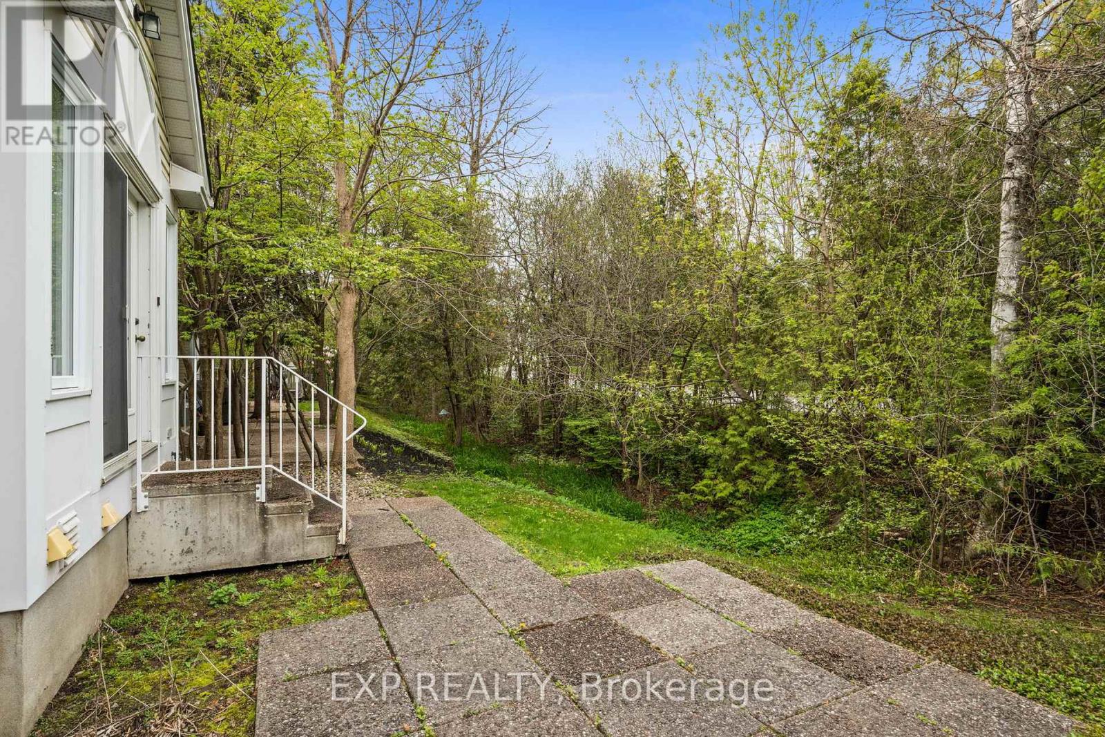 1 Heather Glen Court
