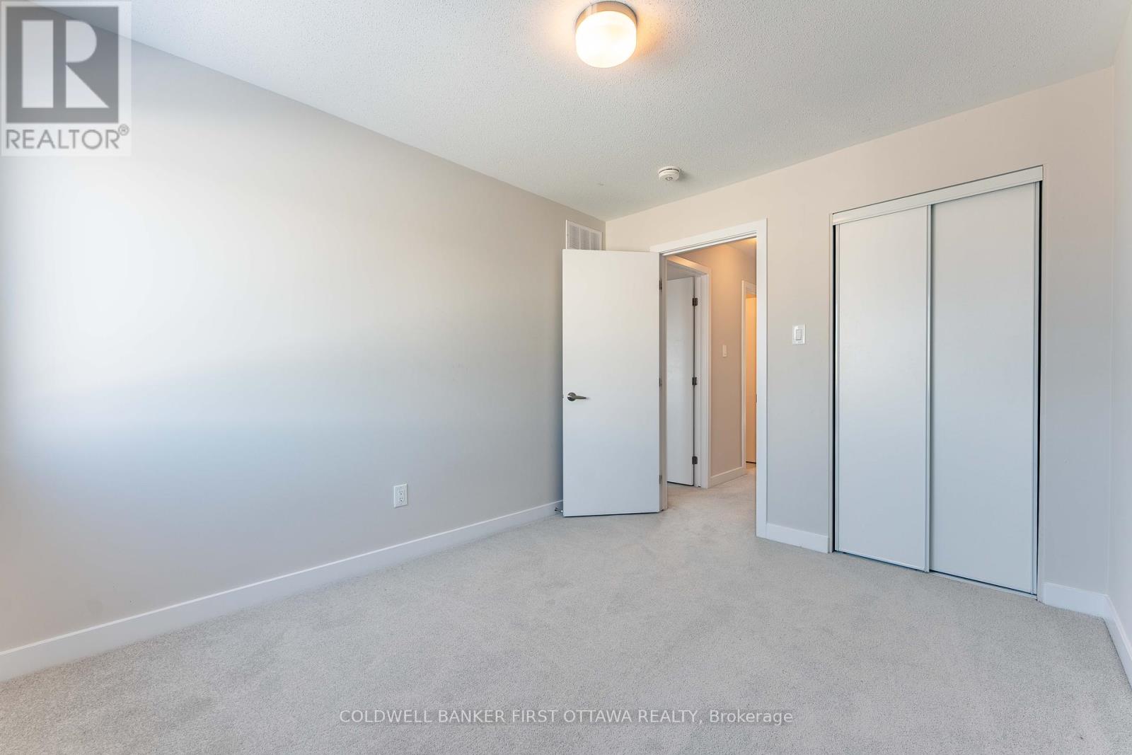 834 Bascule Place