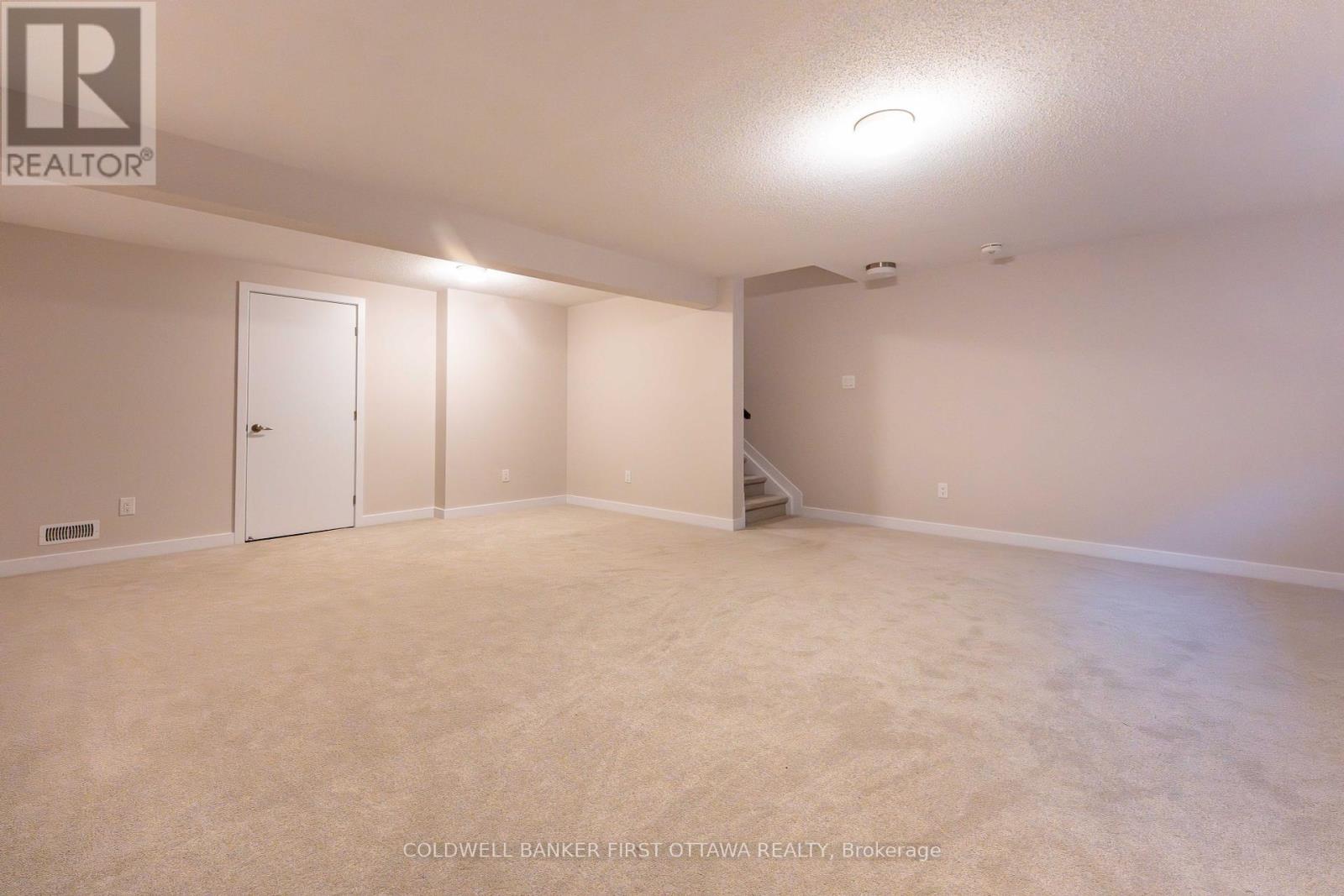 834 Bascule Place